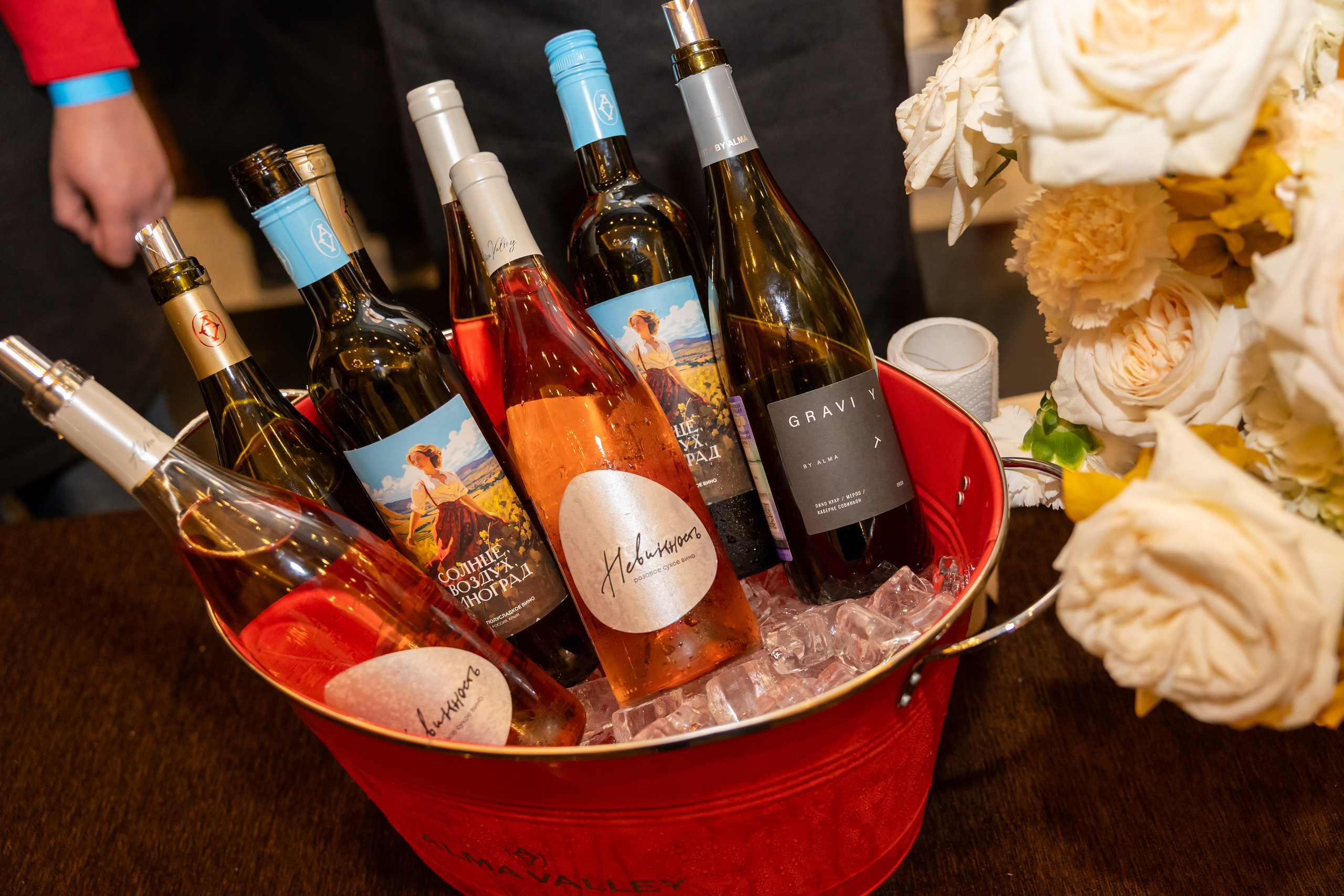 Репортажная фото- и видеосъемка Винного салона «Ароматный мир» в СПб