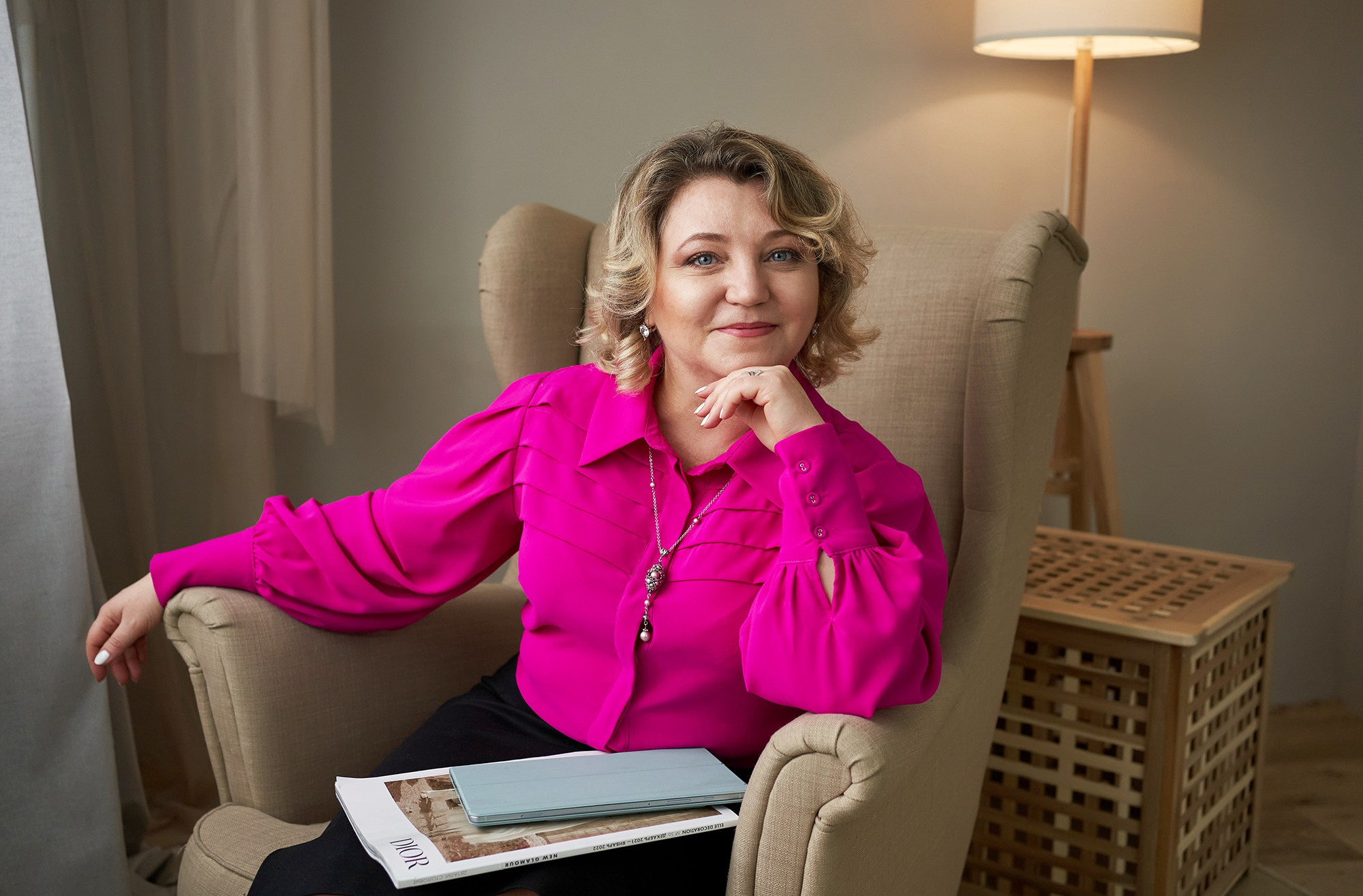 Бизнес портреты. Фотосессия эксперта. Фотограф Зайцева Надежда. Фотосессия для эксперта в Евпатории.