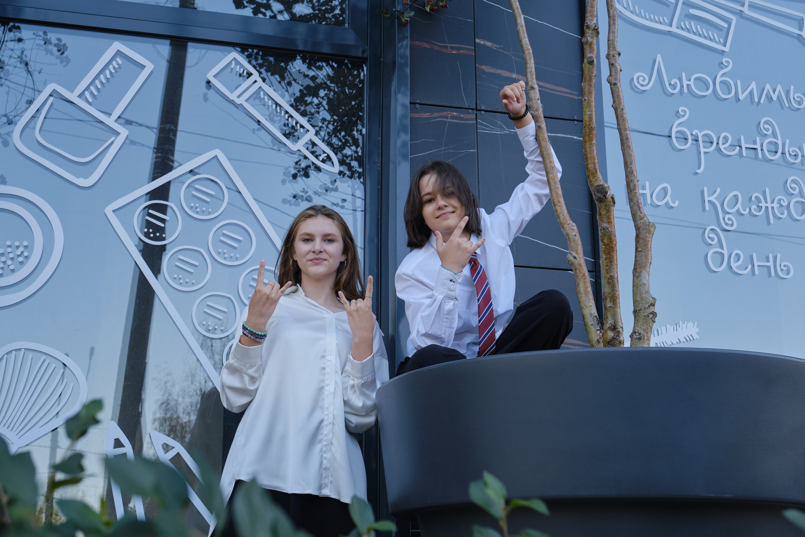 Фотосессия класса и выпускников в студии, в школе, на улице