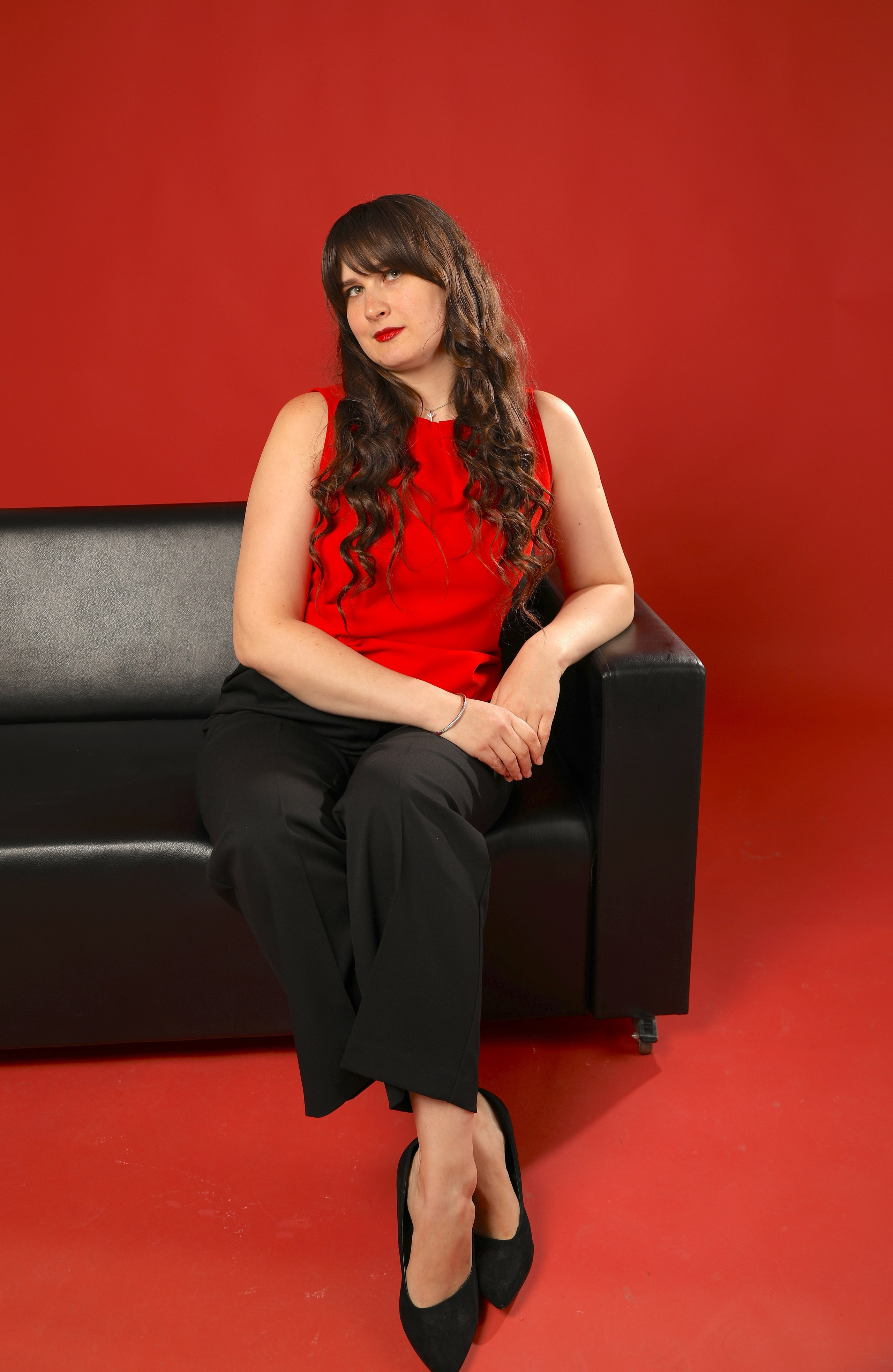 Привет, меня зовут Vikki фотограф с опытом более 7 лет