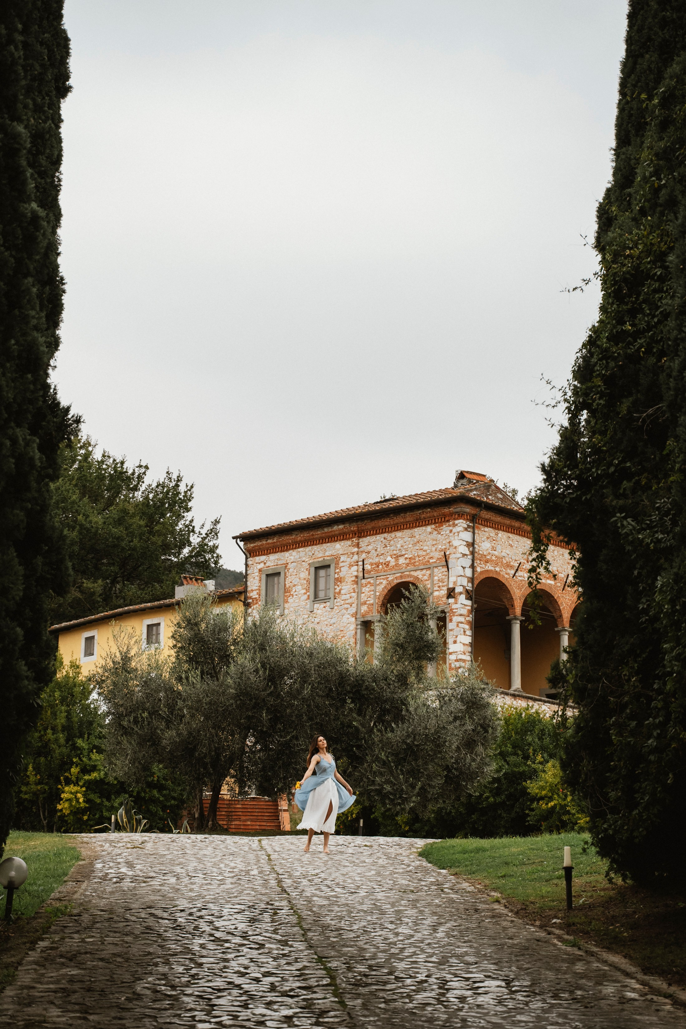 Galia_woman photo shoot. Family Lifestyle Photographer in Lucca, Italia