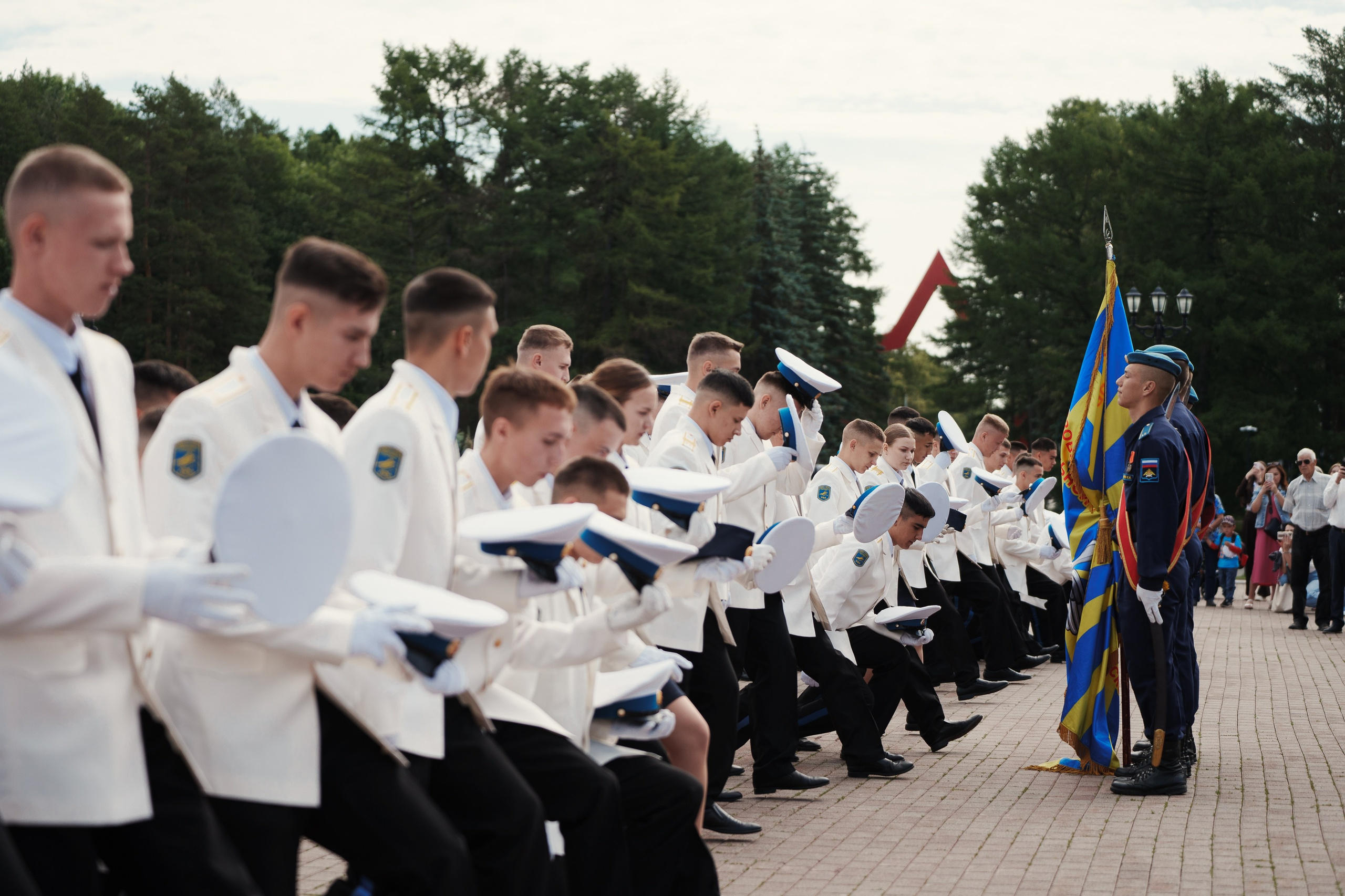Выпускной кадетского училища в Уфе — вручение дипломов, Парк Победы и банкет в ресторане «Версаль»
