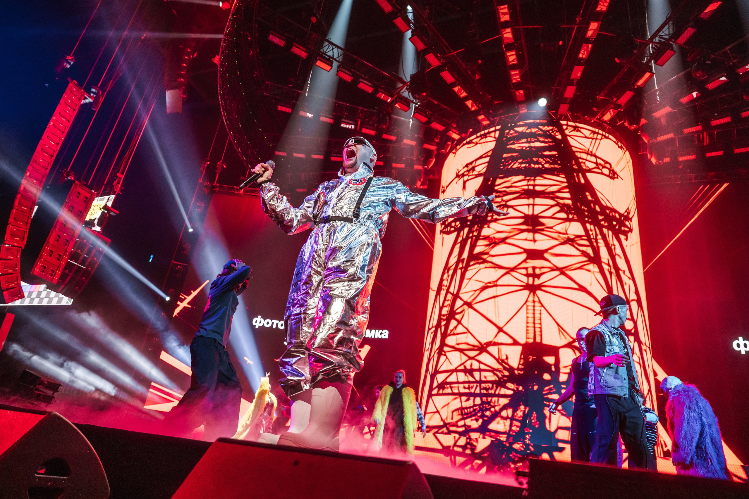 Superdiskoteka 90. Svyatoslav Bunkov | photographer