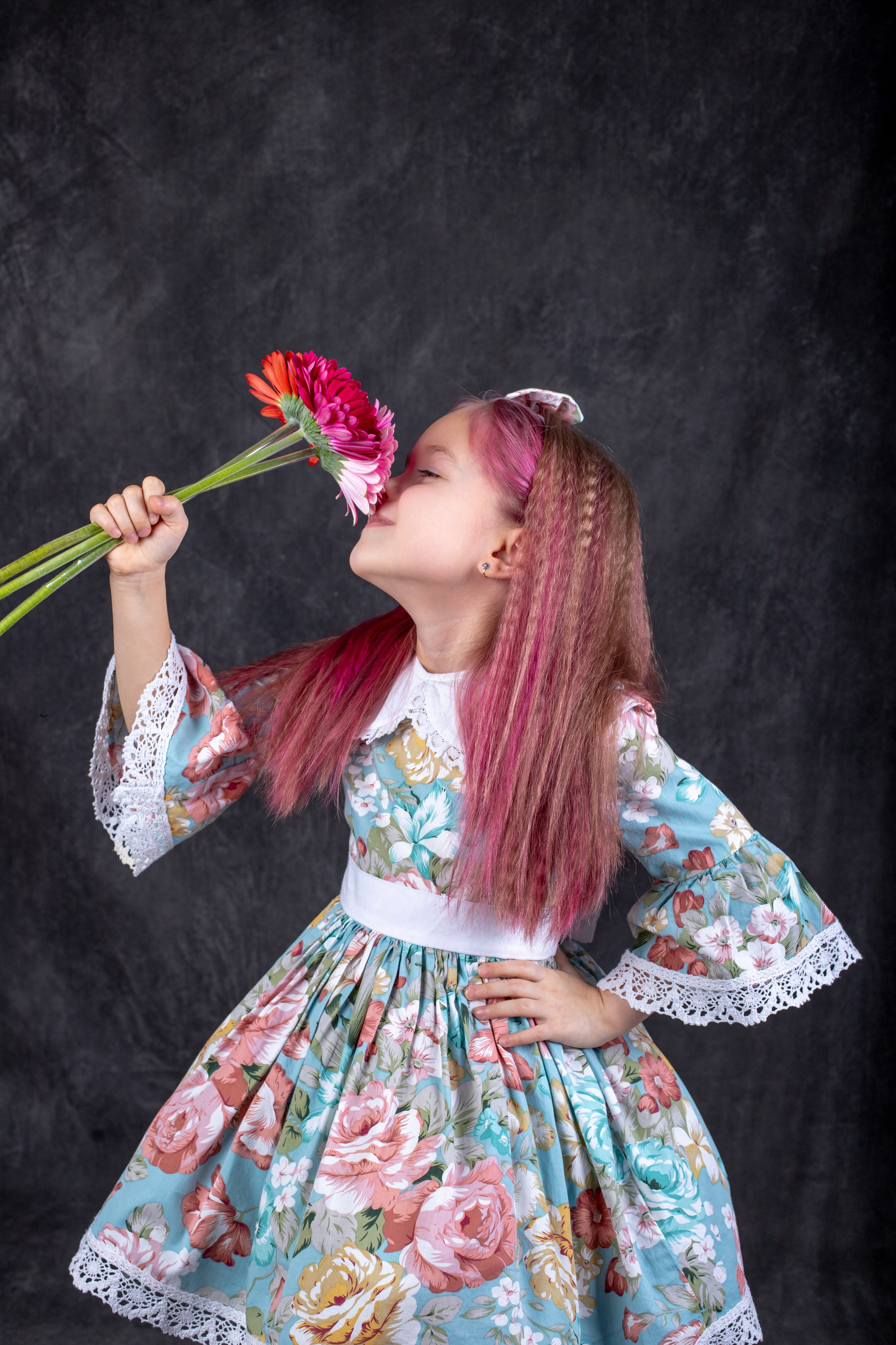 Выпускные альбомы для детского сада. Выпускной альбом в Москве и Домодедово Вышка Школьный фотограф