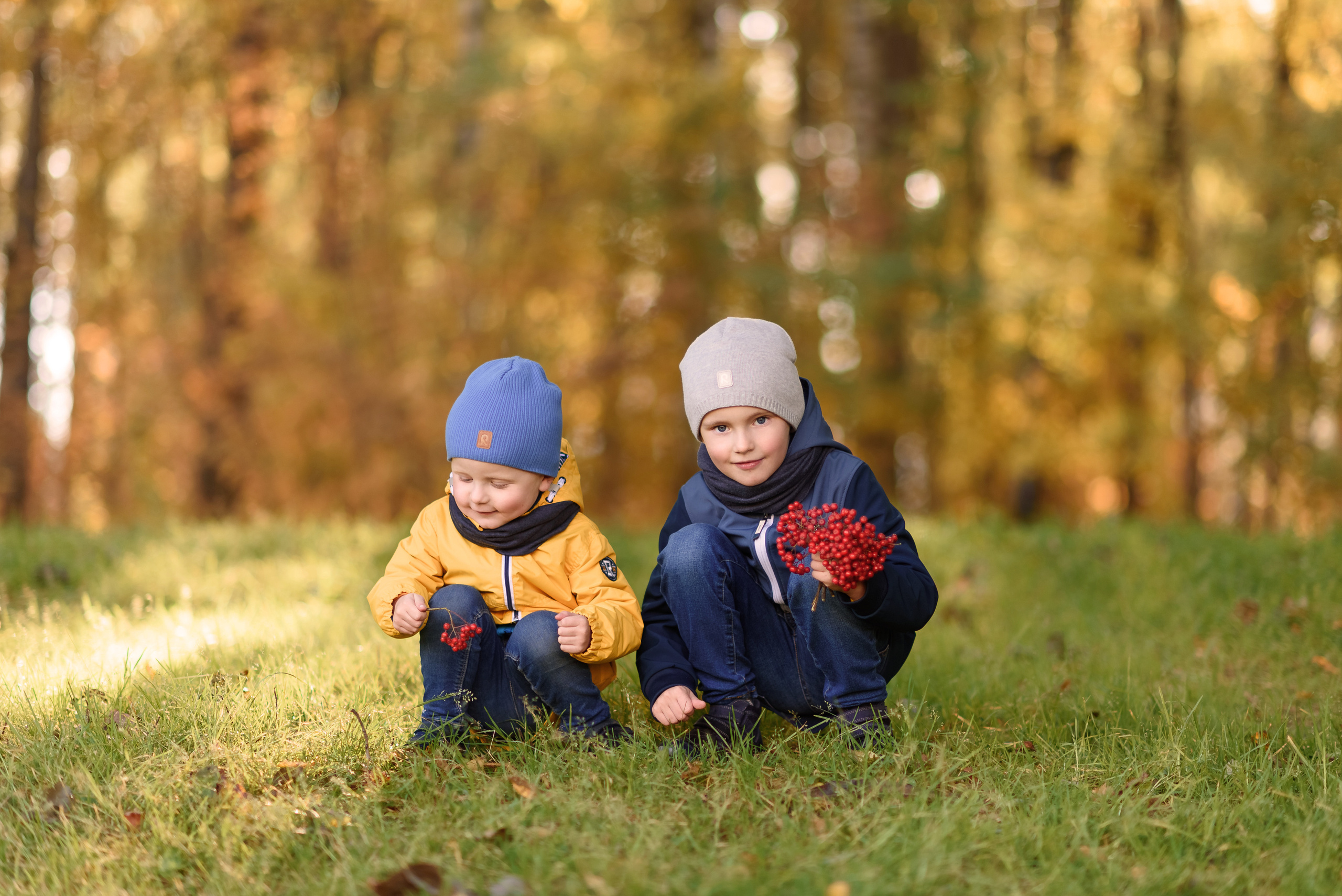 Семейная фотосессия на природе. Свадебный и семейный фотограф в Санкт-Петербурге Олеся Еремеева