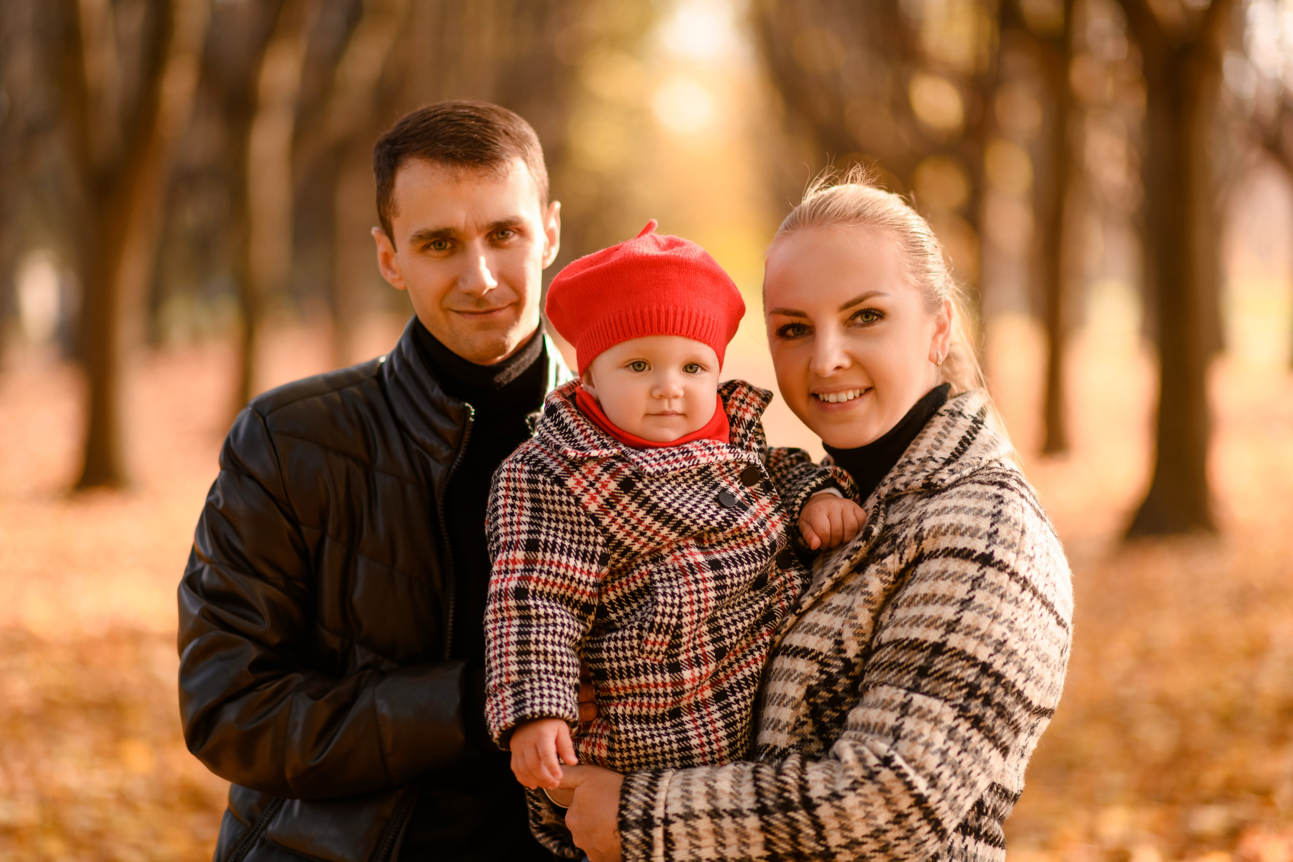 Семейная осенняя фотосессия в парке. Свадебный и семейный фотограф в Санкт-Петербурге Олеся Еремеева