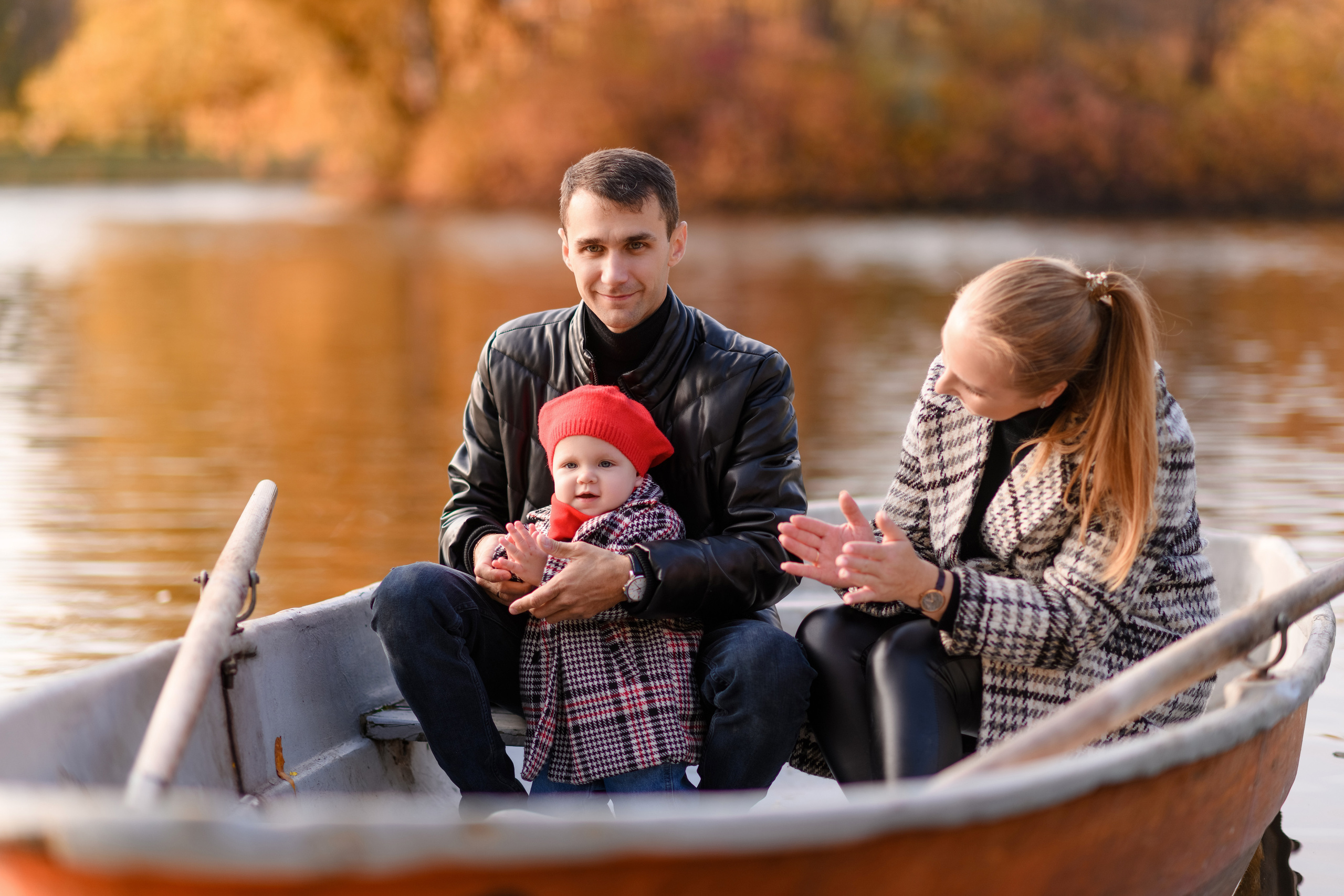 Семейная осенняя фотосессия в парке. Свадебный и семейный фотограф в Санкт-Петербурге Олеся Еремеева
