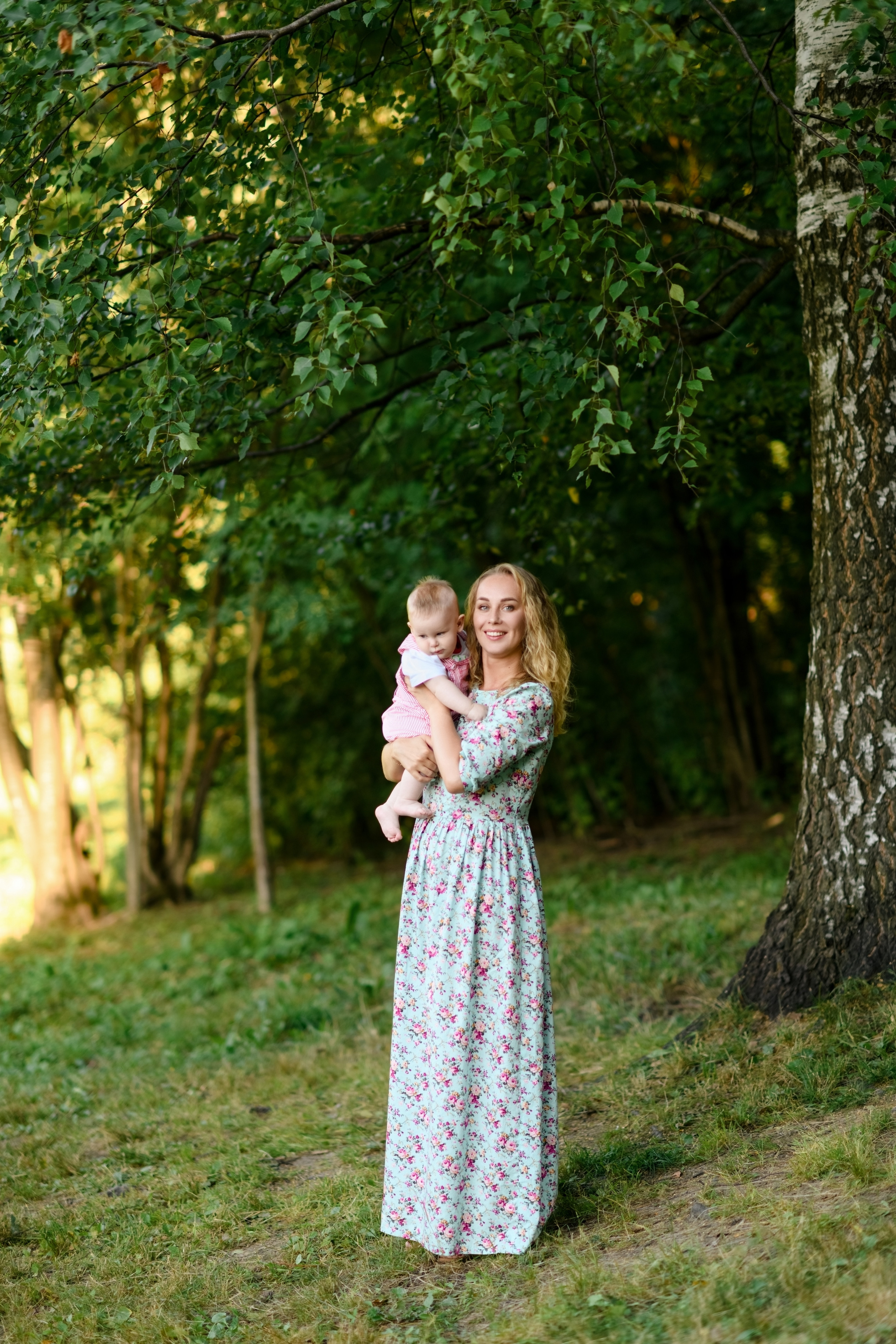 Фотосессия на природе для Светланы с сыновьями Максимом и Тимой. Свадебный и семейный фотограф в Санкт-Петербурге Олеся Еремеева