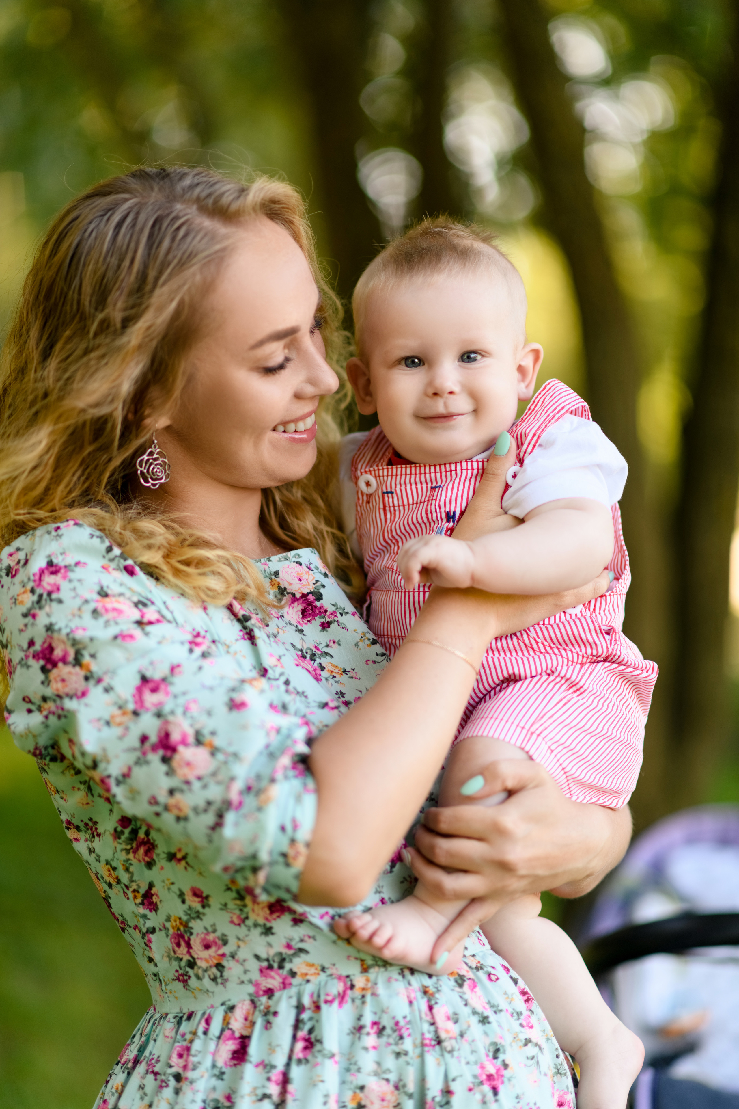 Фотосессия на природе для Светланы с сыновьями Максимом и Тимой. Свадебный и семейный фотограф в Санкт-Петербурге Олеся Еремеева