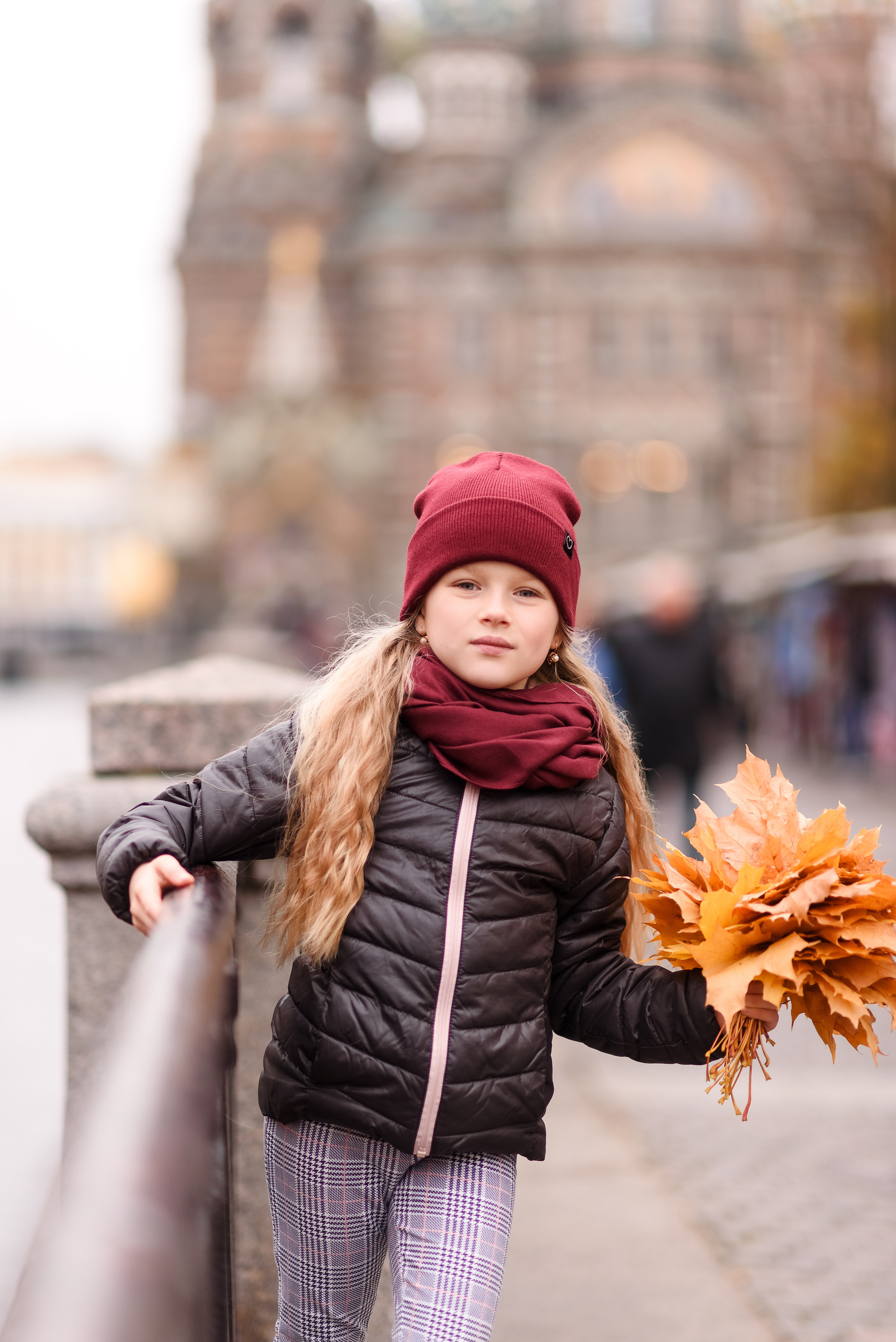 Осенняя семейная фотосессия в Михайловском саду. Свадебный и семейный фотограф в Санкт-Петербурге Олеся Еремеева