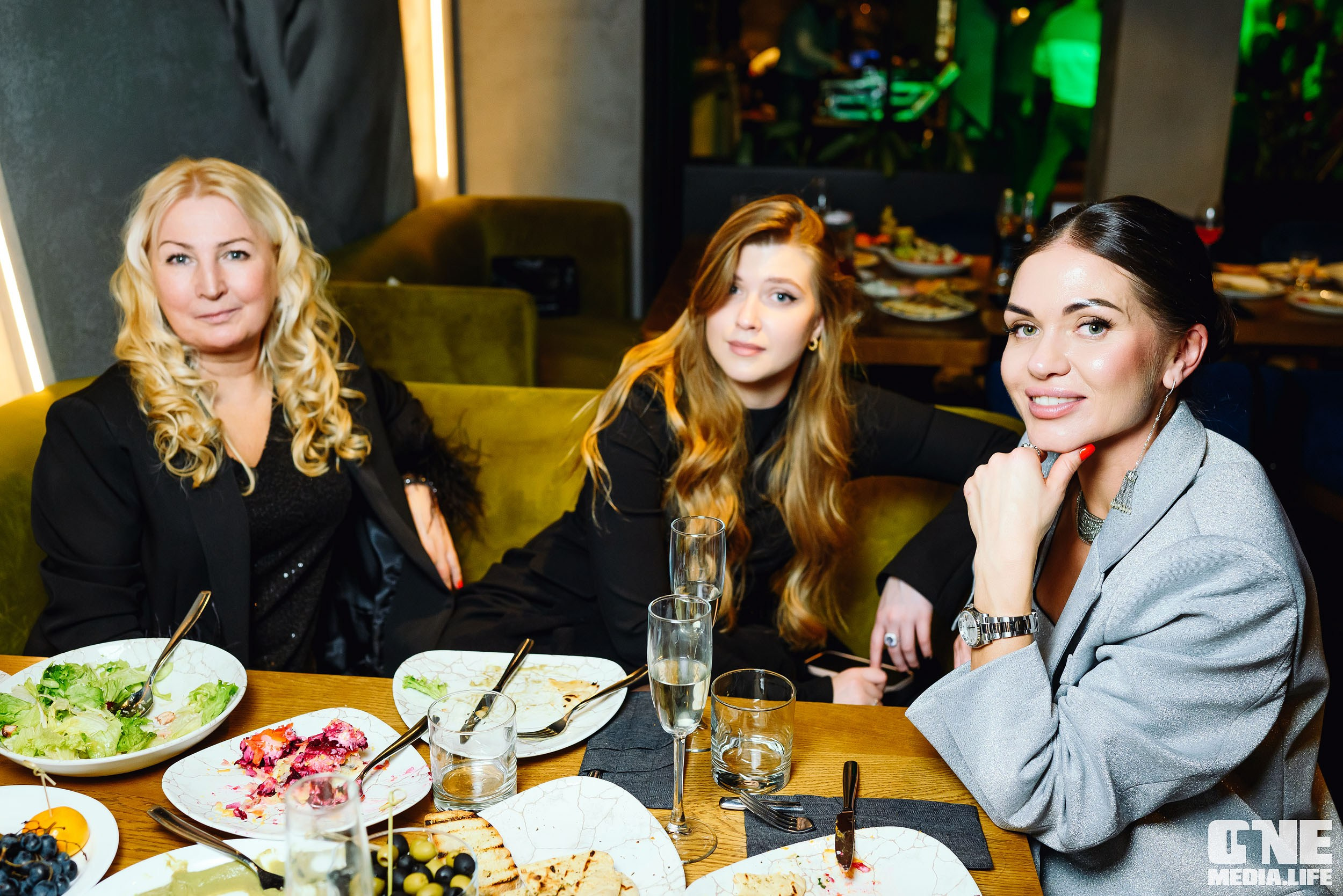 Предновогодний марафон в El Greco. One Media Life: фоторепортажи, фотоотчеты с мероприятий и заведений