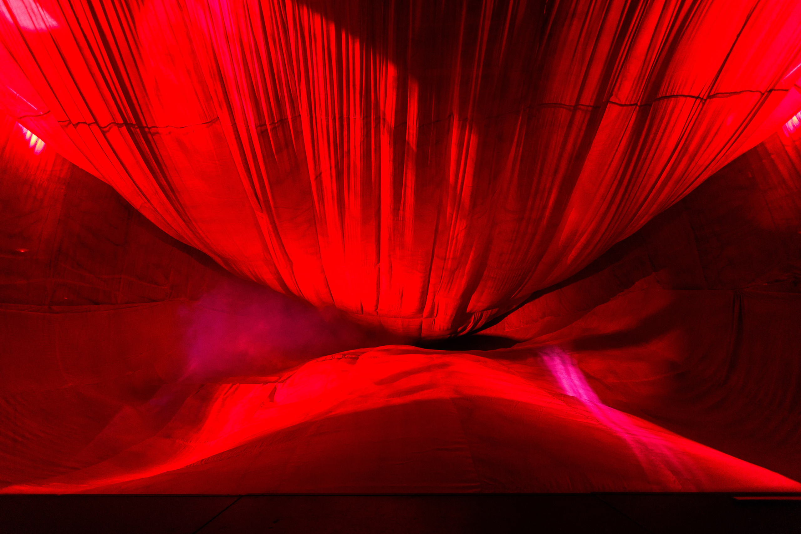 История занавеса. Превращаем идею в технологию