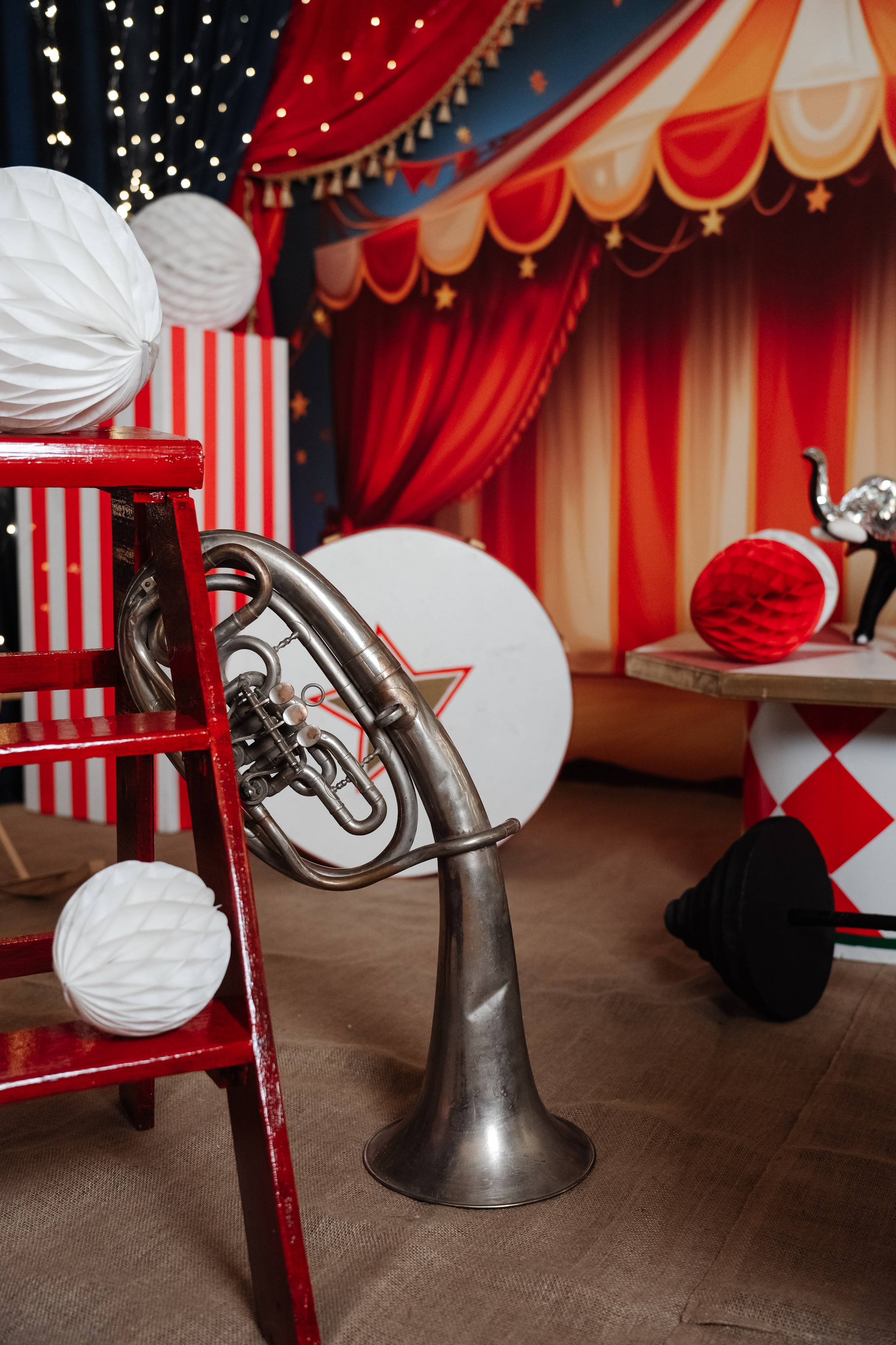 Фотостудия в центре СОЧИ, рядом с ТЦ МореМолл, все для фото и видео. Семейный фотограф в Сочи Лара Salut