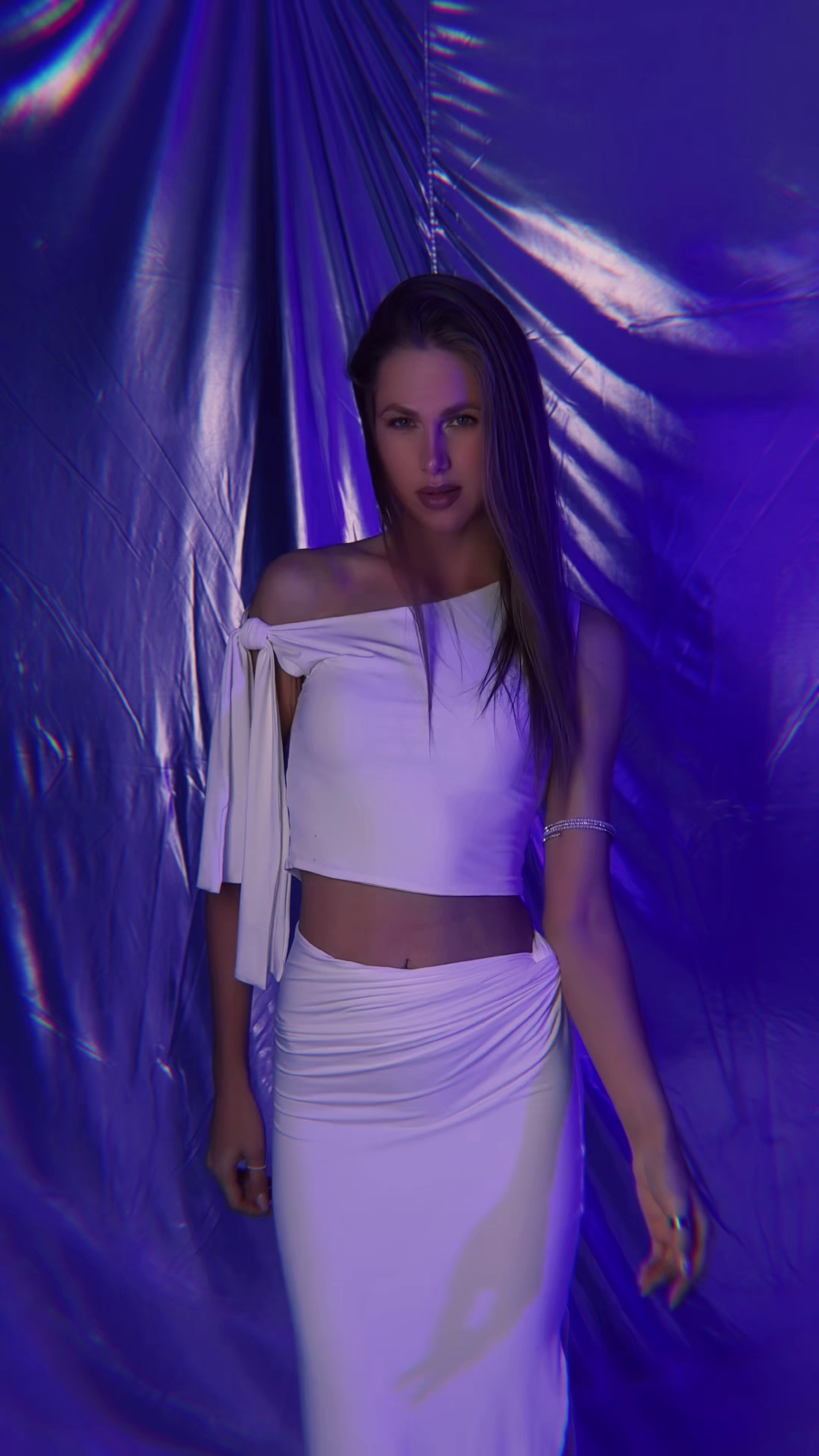 Авторский проект MÁR SI. Вокалистка Мария Сиротенко