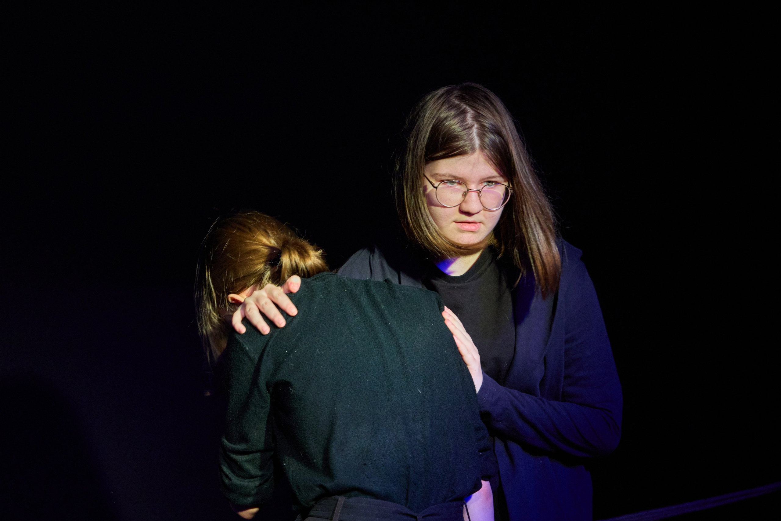 Театр студия «За двумя зайцами»