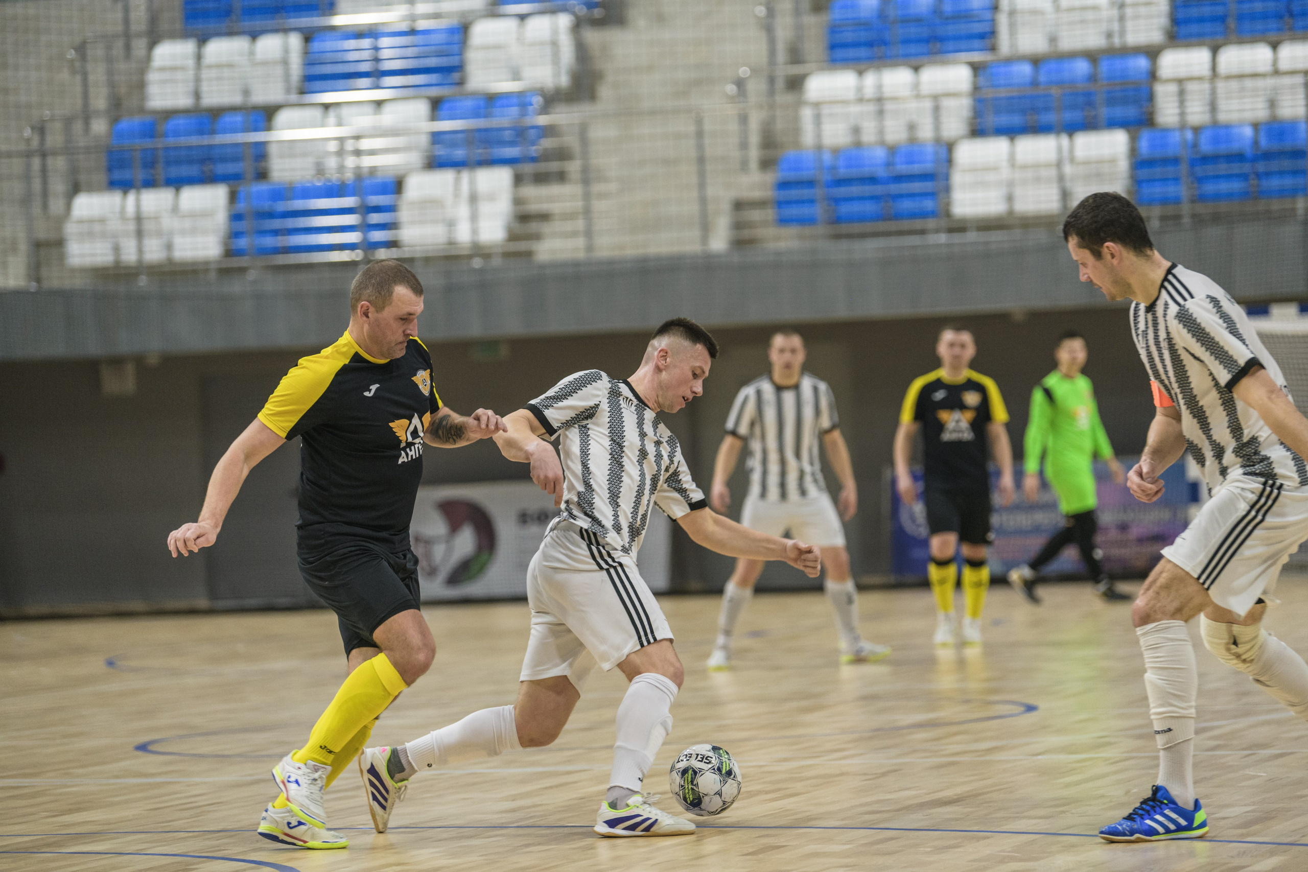 ЛИГА ПОЛЕСЬЯ сезон 2025/2026. Репортажный фотограф Владимир Беляй