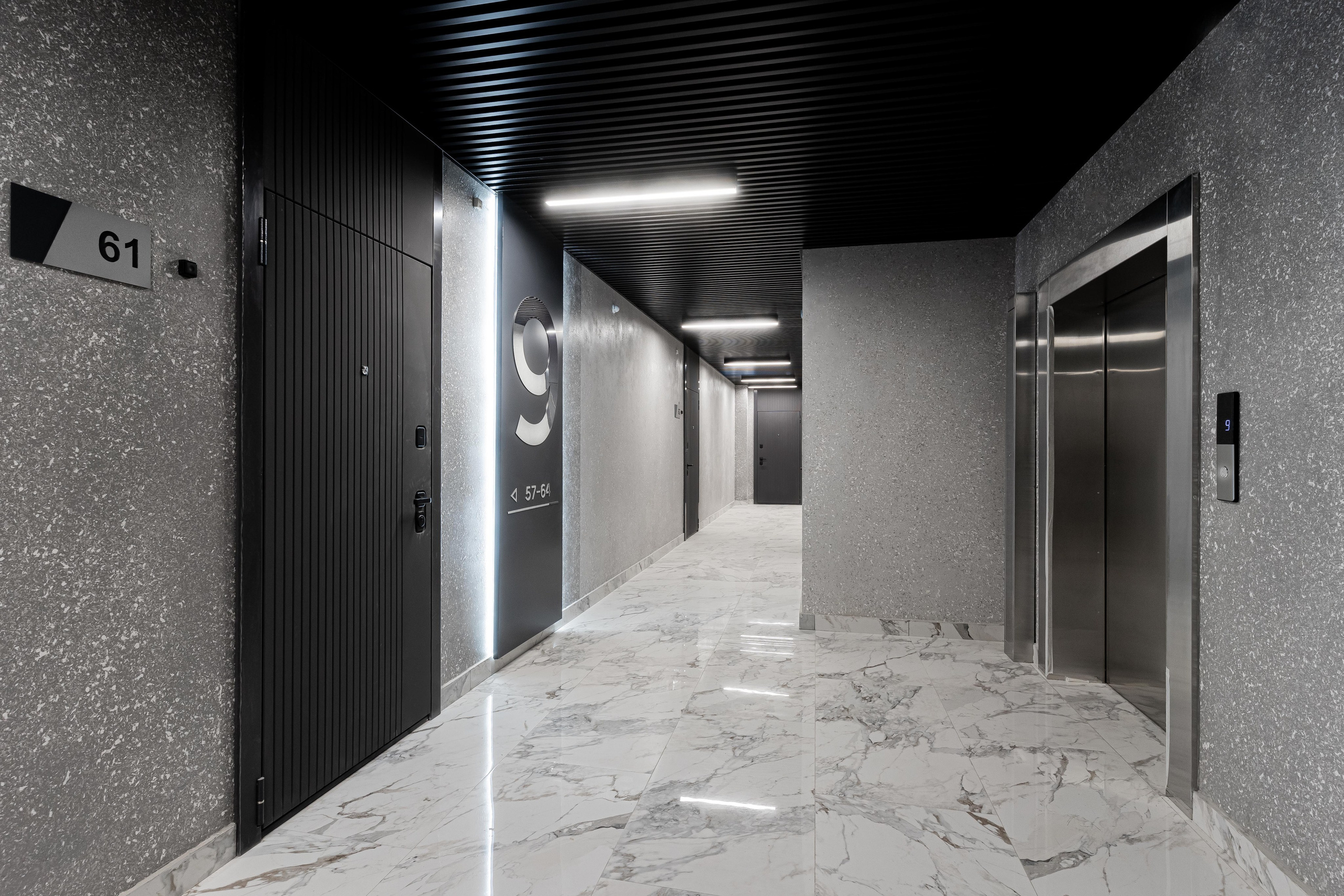 Подъезд в одном из домов ЖК