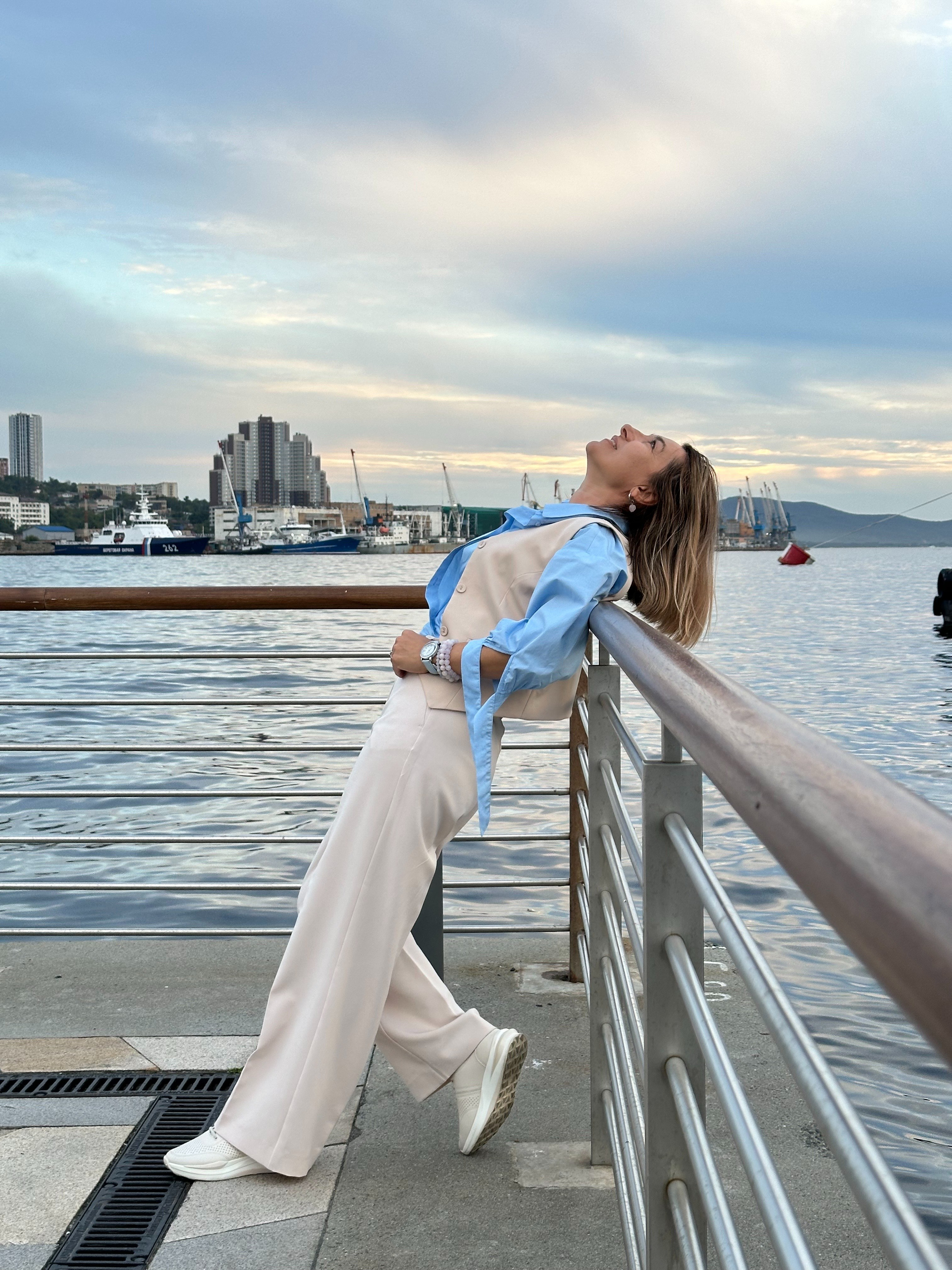 Фотопрогулка во Владивостоке. Портретный, свадебный, репортажный фотограф во Владивостоке Юлиана Джули Фокс
