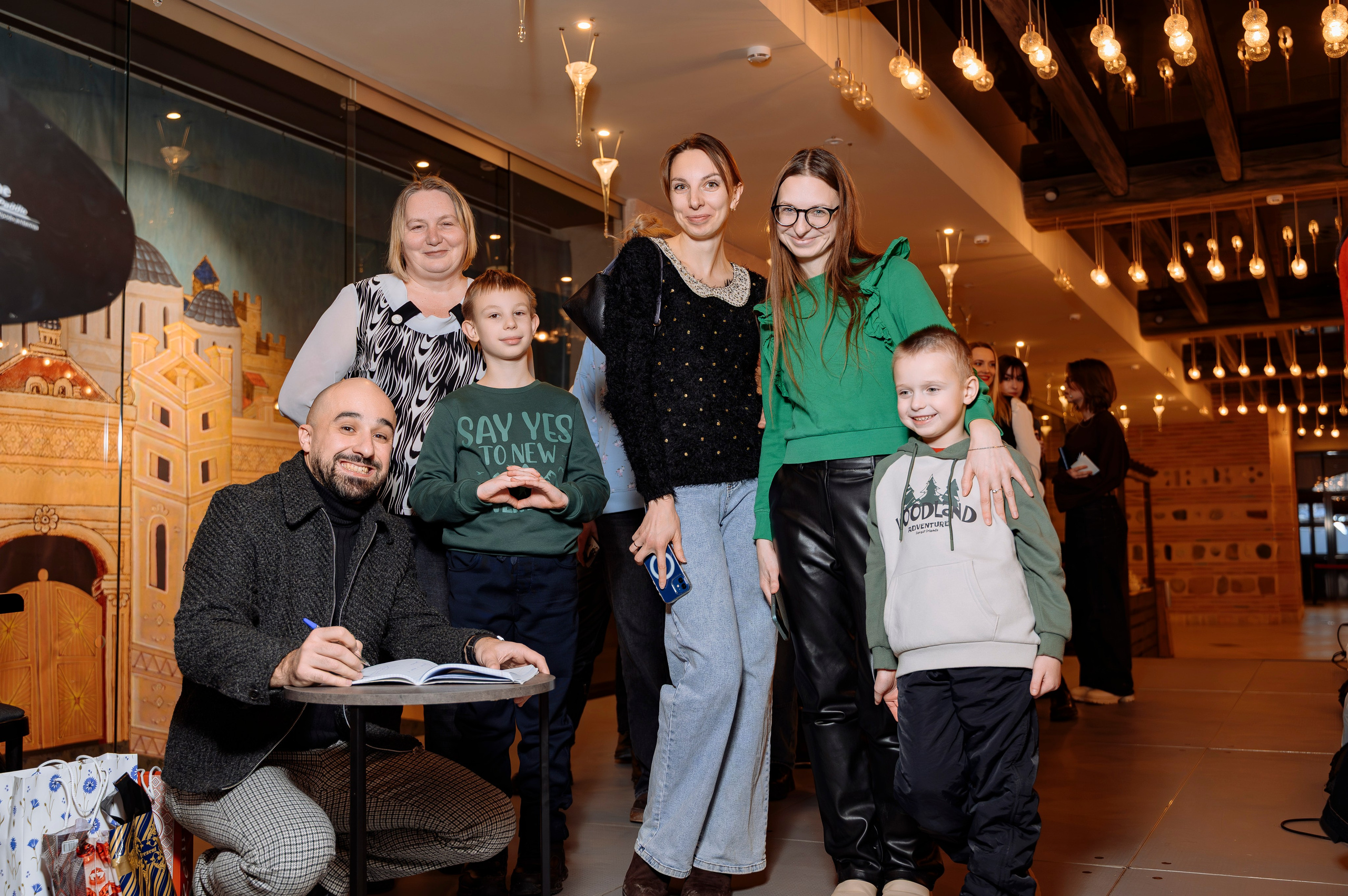 ФАН встреча участников проекта FACTOR.BY: Ибрагима Карасова и Шамхала Хачатуряна. Фотограф Беларусь — Ольга Шаповалова (Жардецкая)