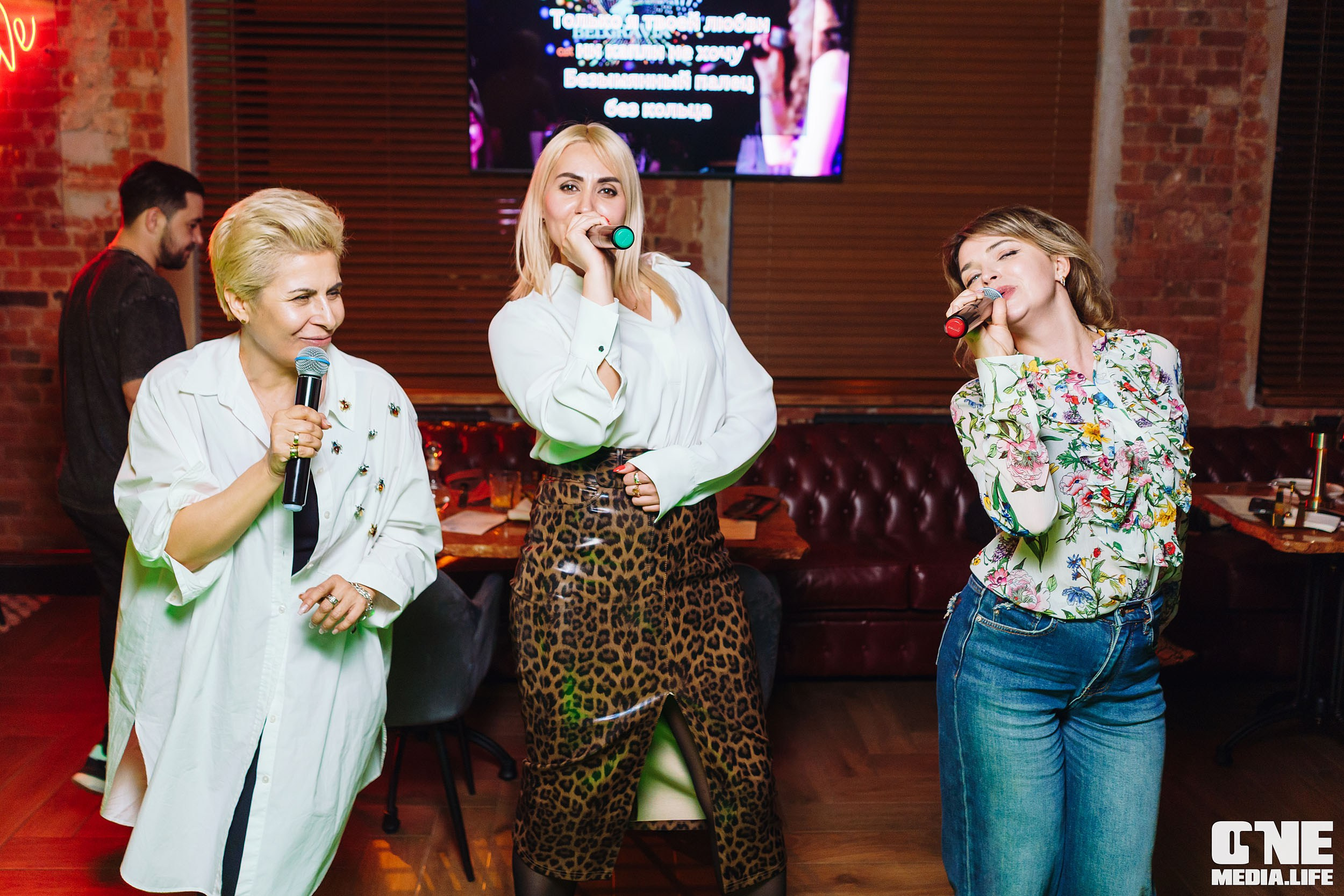 Фоторепортаж из караоке-клуба Белгравия. One Media Life: фоторепортажи, фотоотчеты с мероприятий и заведений