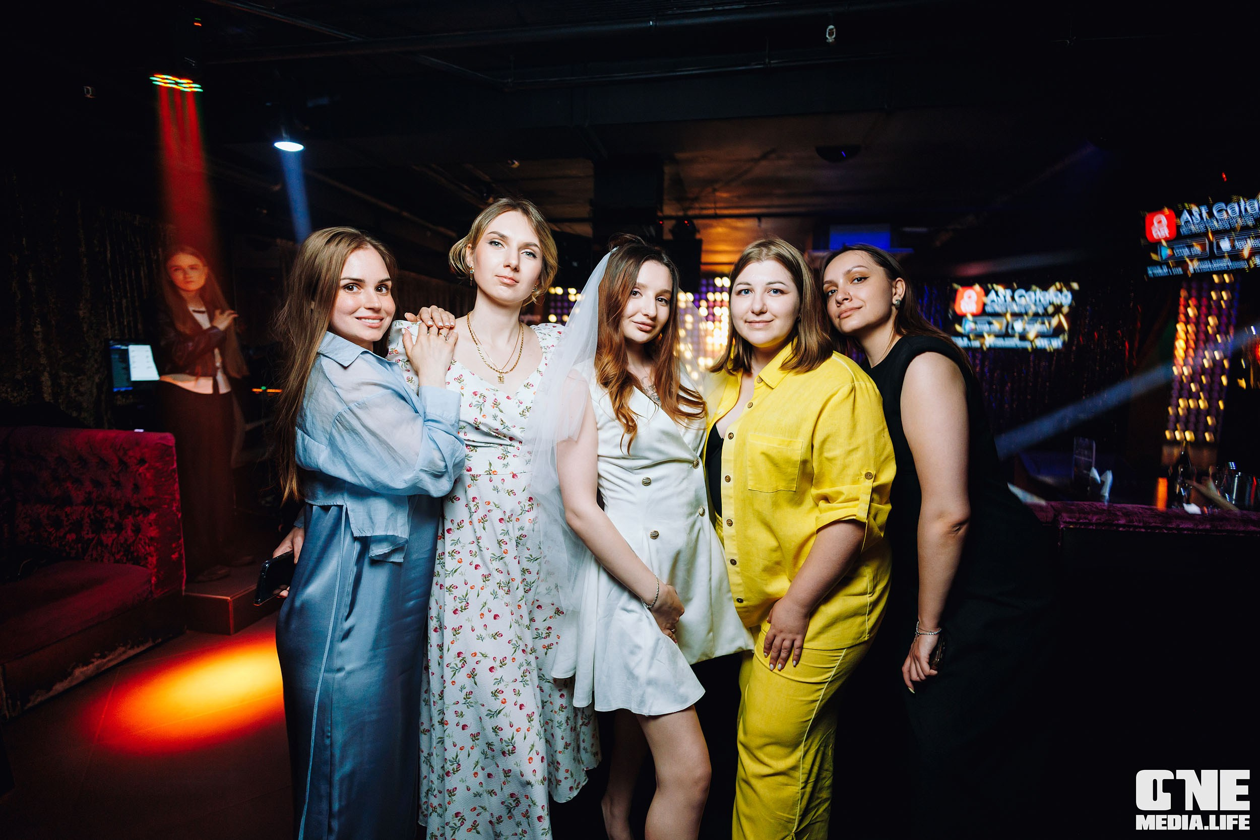 Фоторепортаж из караоке-клуба Эйфория. One Media Life: фоторепортажи, фотоотчеты с мероприятий и заведений