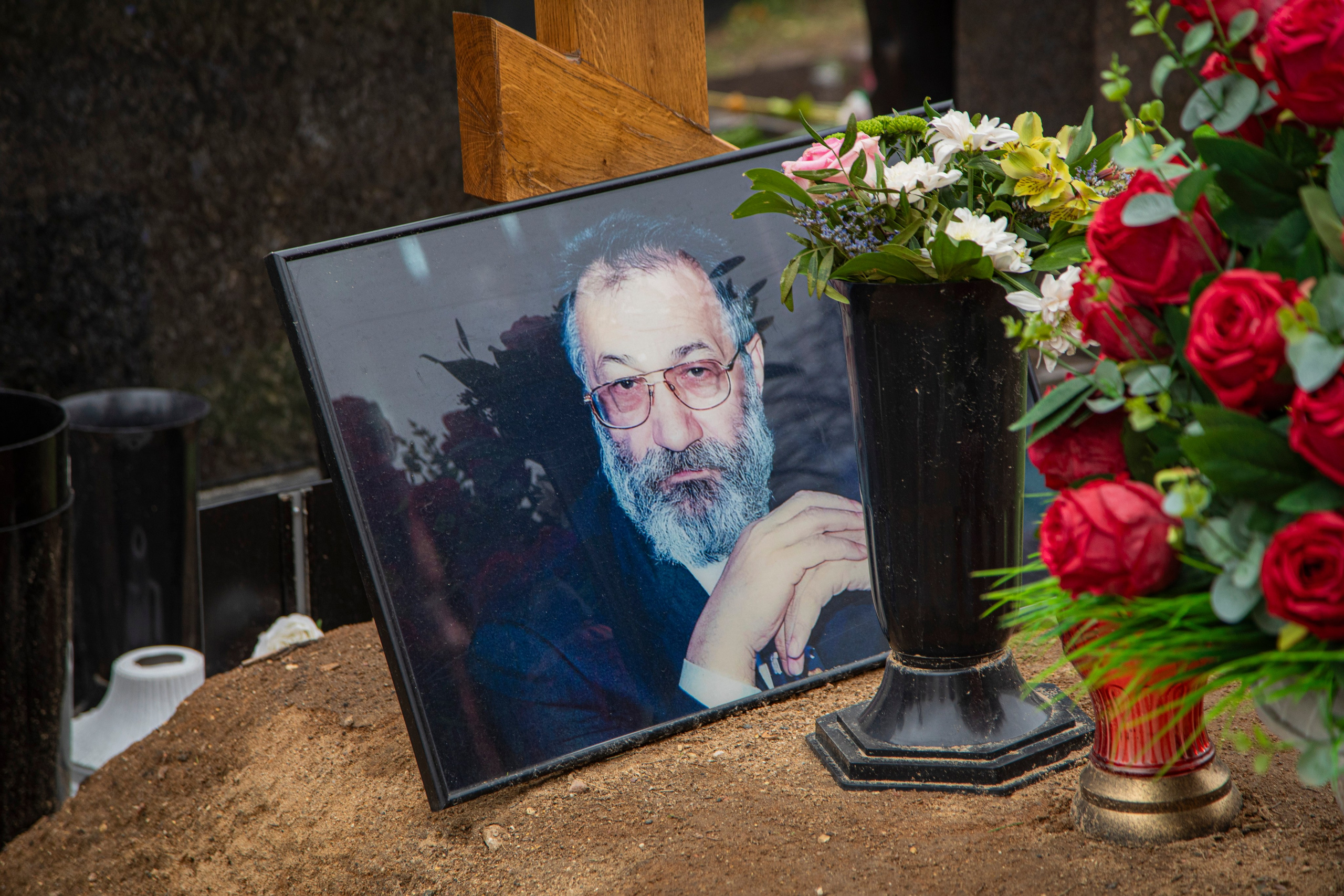 Осенняя прогулка по Новодевичьему кладбищу. Фотограф Сергей Ловкий