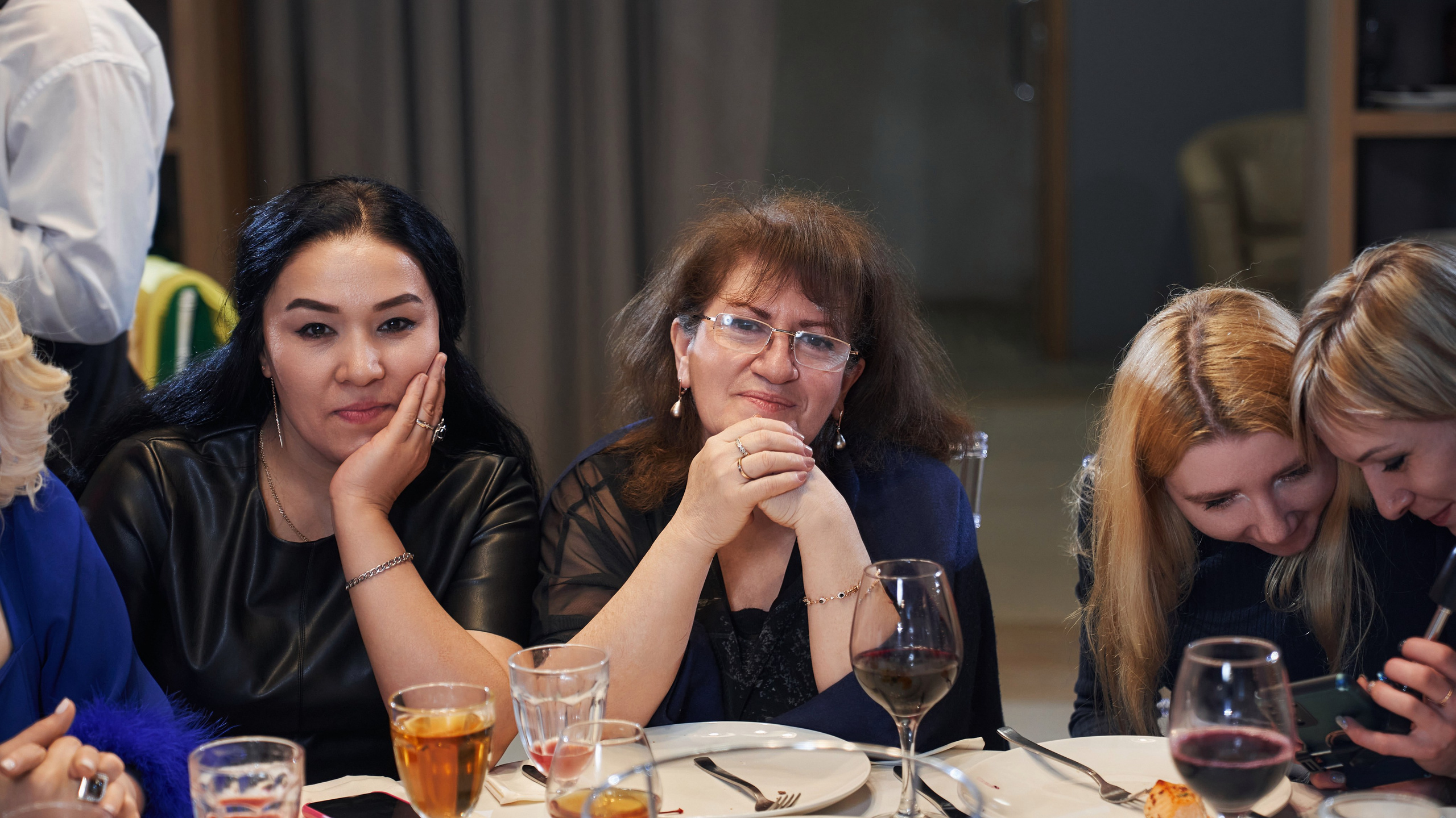 Новогодний корпоратив ДПС-Канцелярия в ресторане Медуза, Долгопрудный