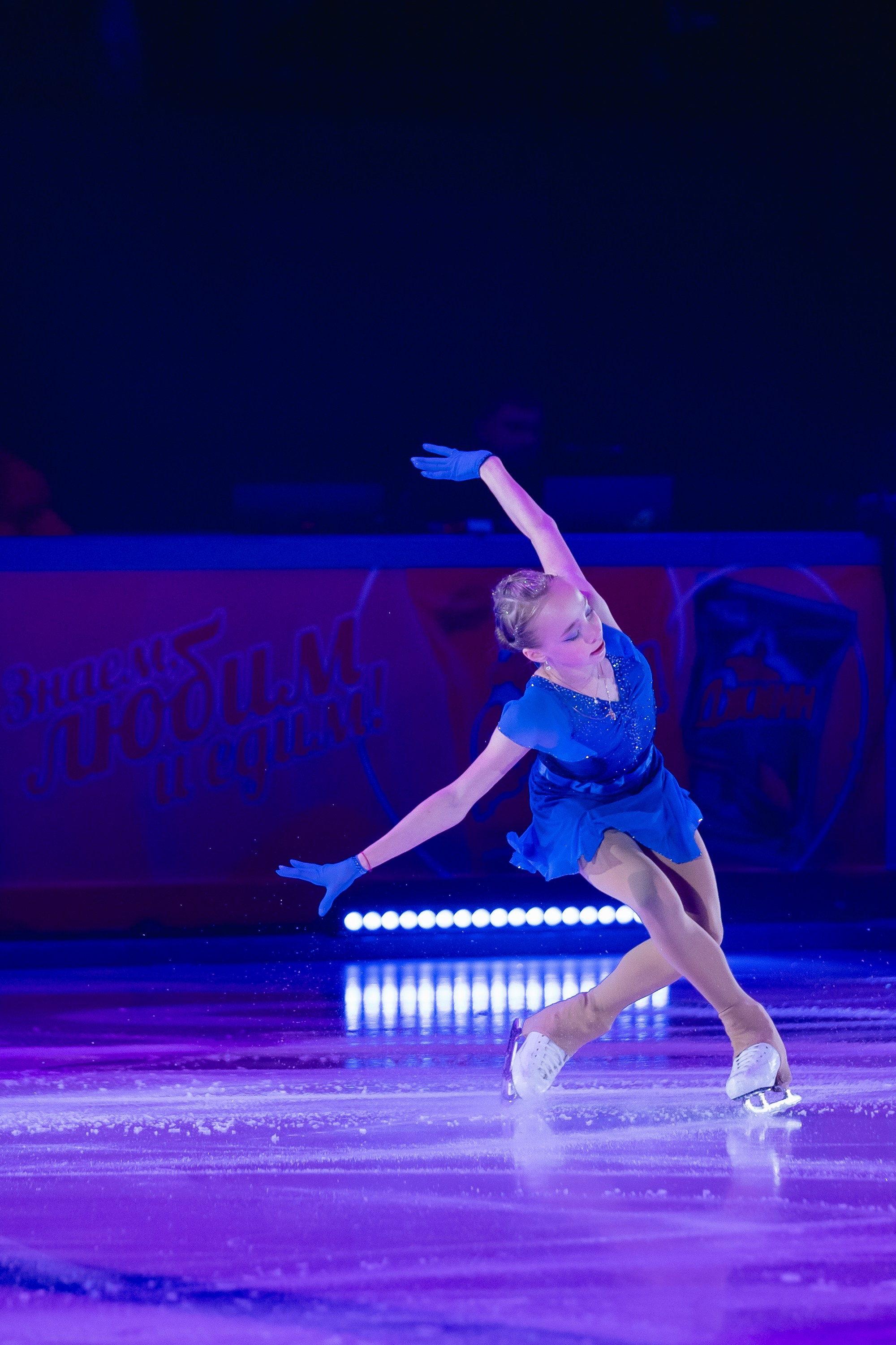 Шоу «Чемпионы на льду» в Новосибирске. Воробьева Ксения — Спортивный и танцевальный фотограф Новосибирск