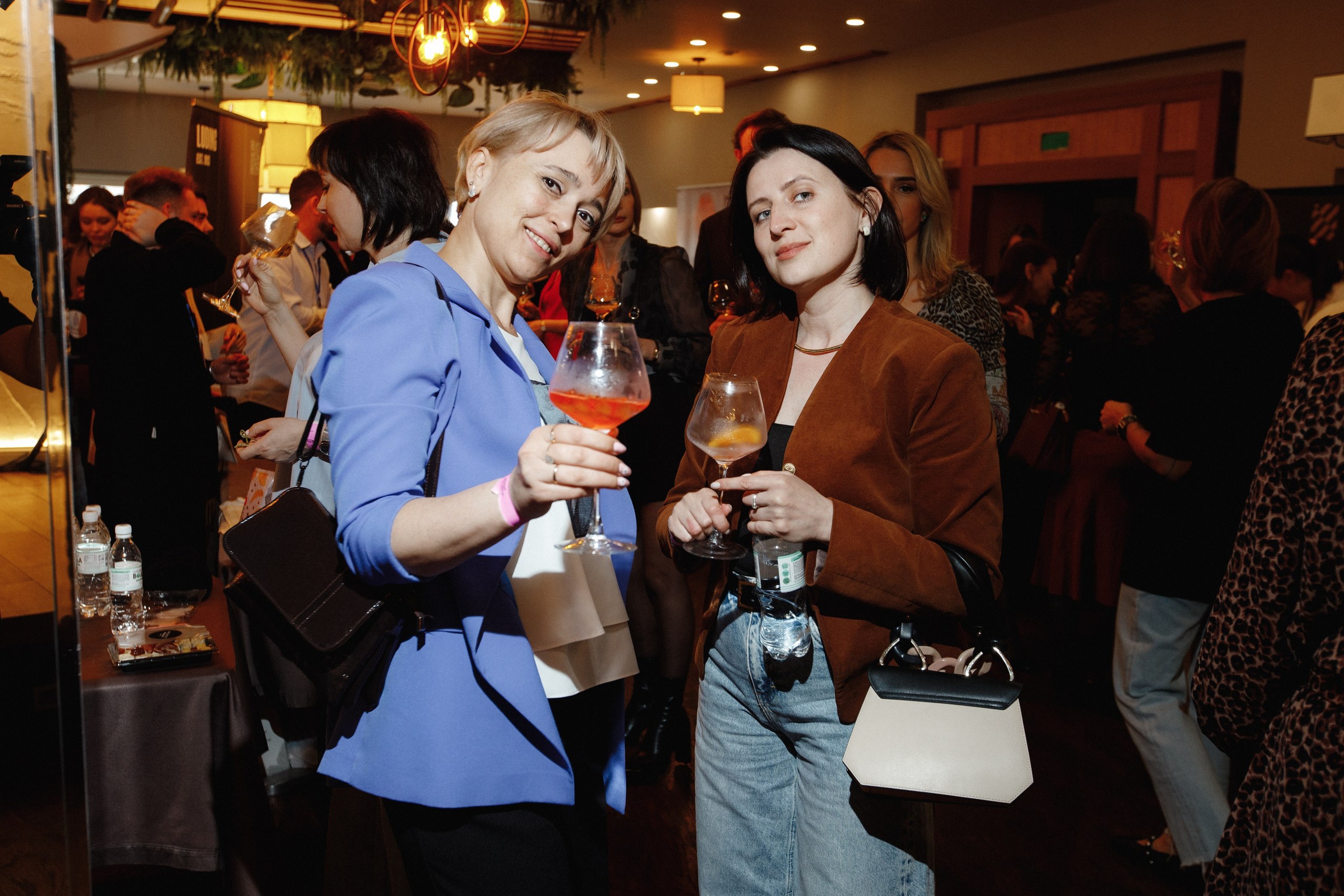 ФЕСТИВАЛЬ ИГРИСТЫХ ВИН. СВОИ. ФОТООТЧЕТЫ-СОБЫТИЯ-МЕСТА