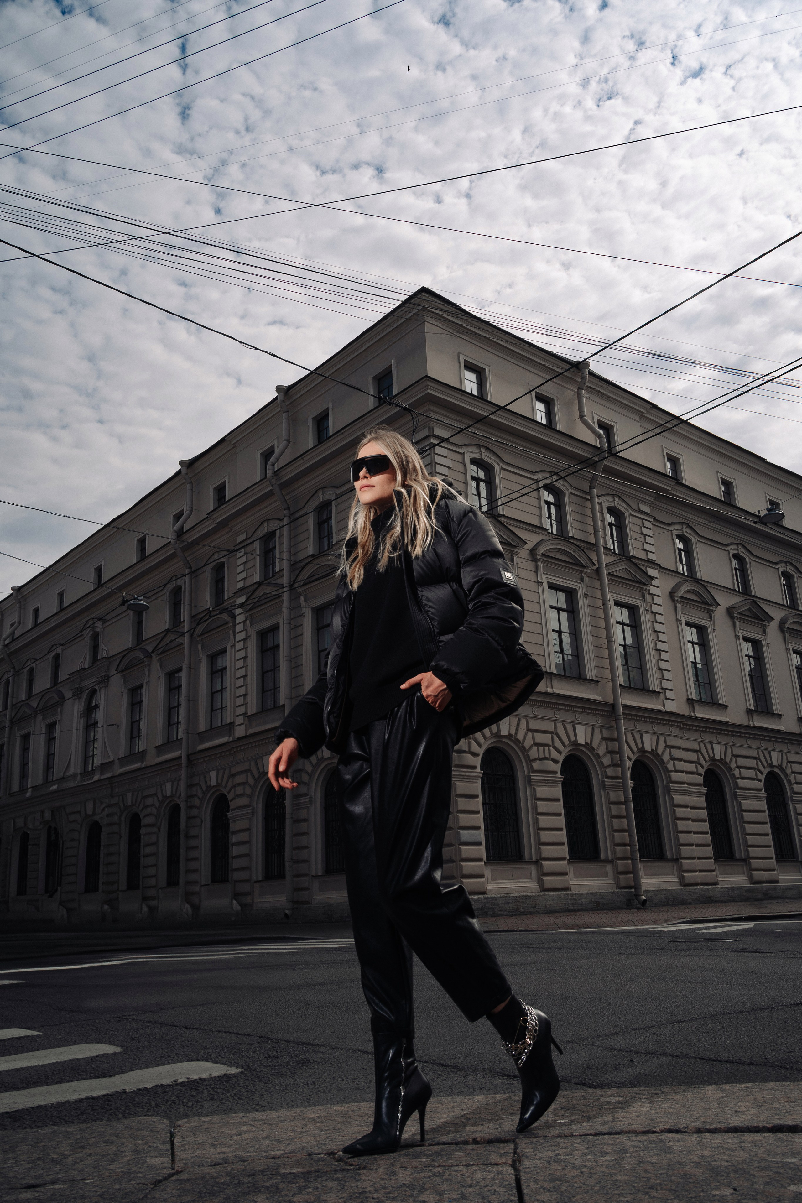 Fashion-продакшн под ключ: идеи, локации, команда и готовые фото для брендов. Fashion фотограф-видеограф в Санкт-Петербурге Никита Белан