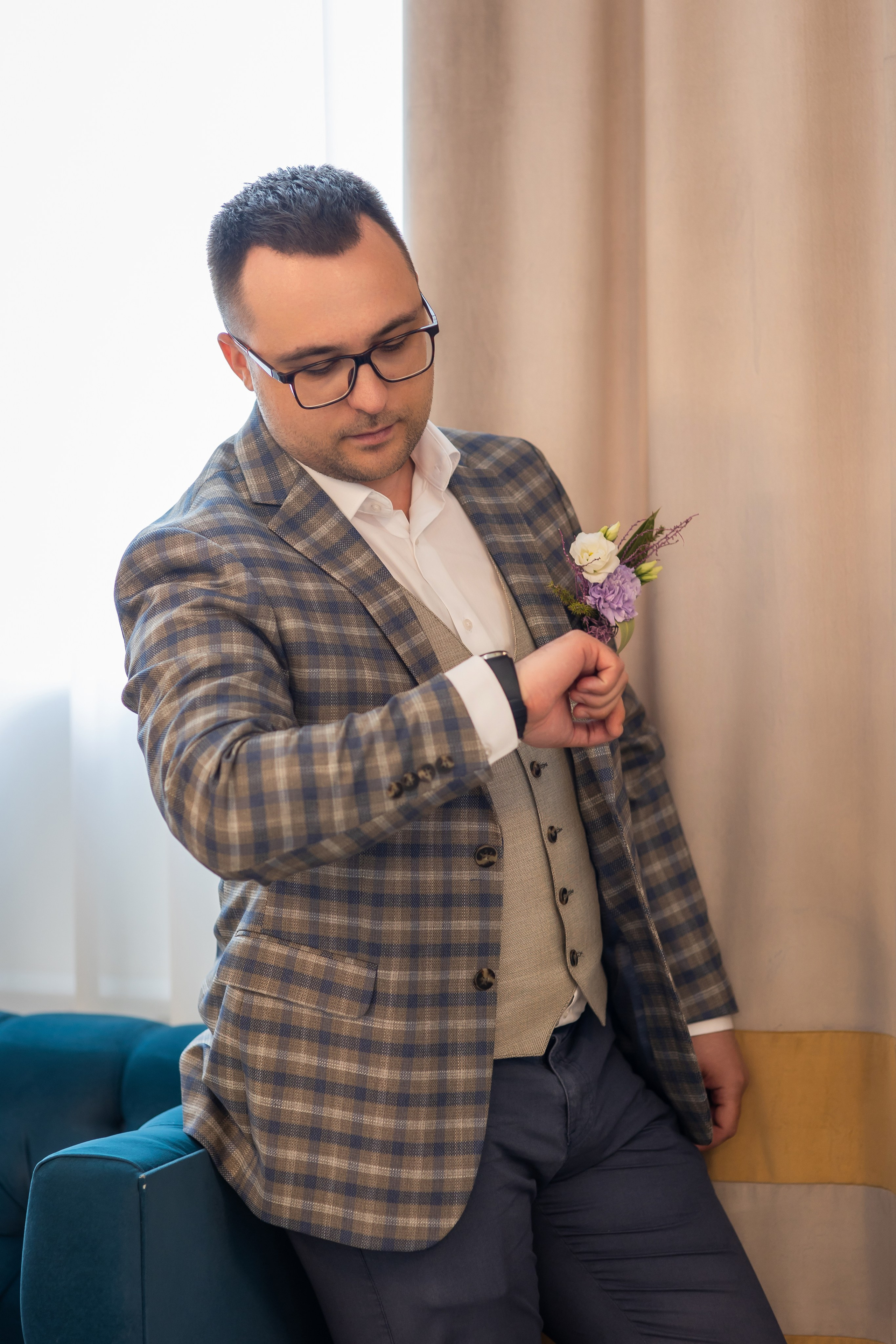 Миша и Маша. Весенняя свадьба 18.04.2023. Семейный фотограф в Москве Наталья Чуб, заказать Фотокнигу