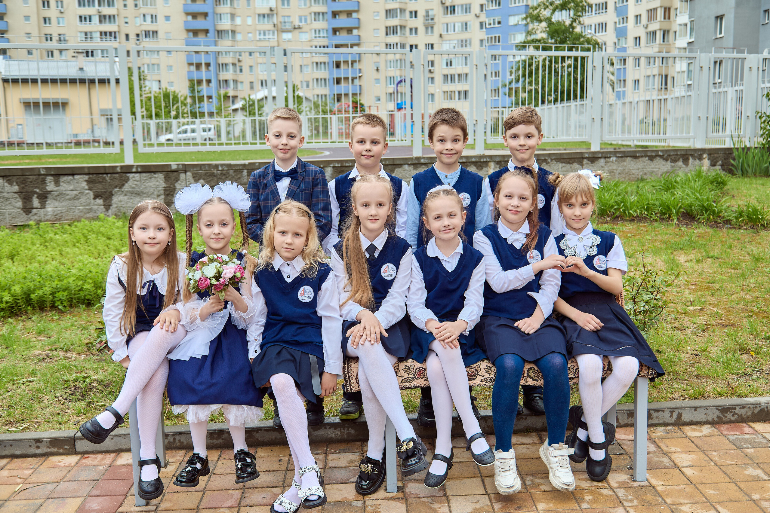 Семейная история 2 «Д». Школьный фотограф Дмитрий Дудик