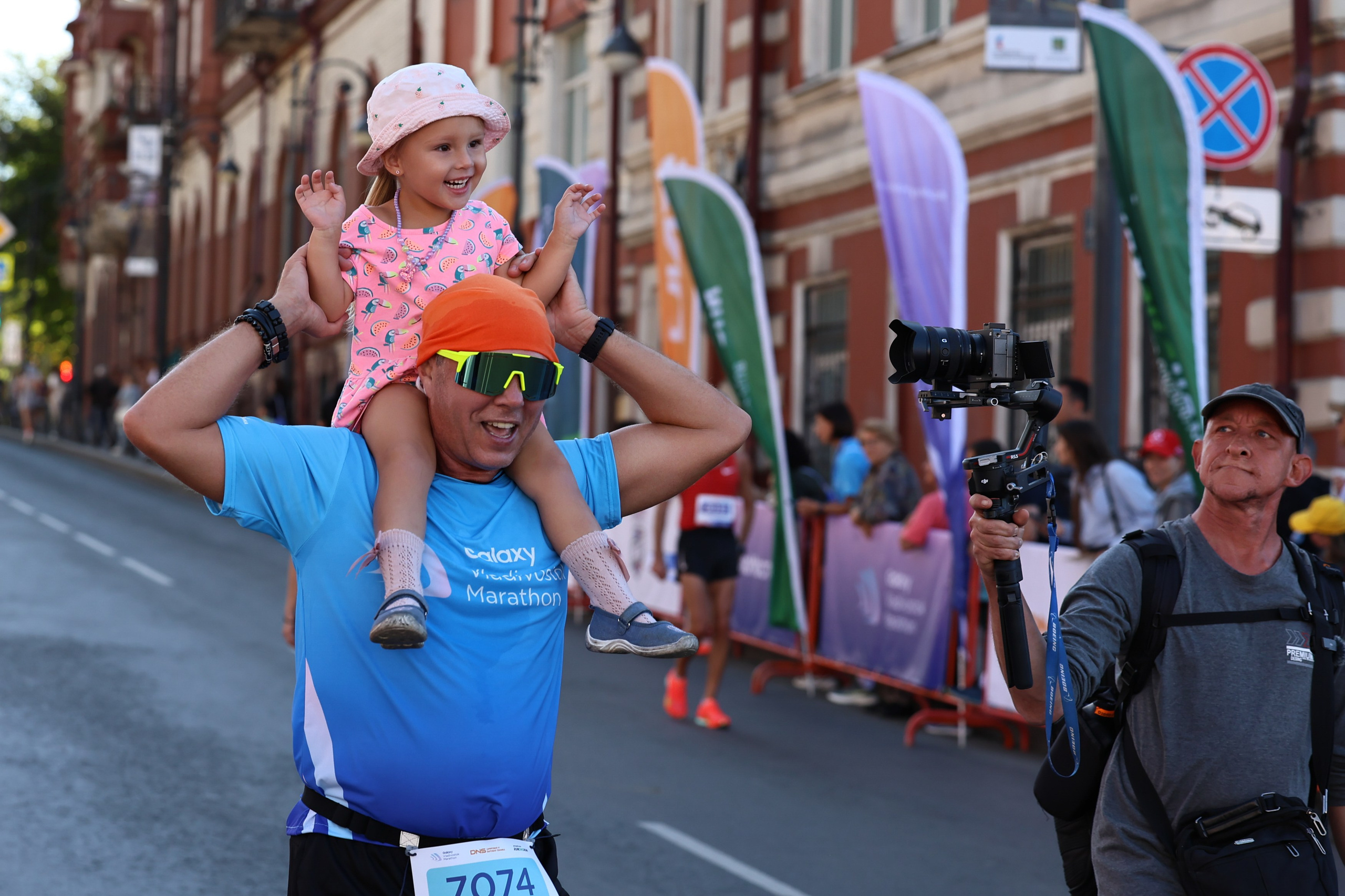 Репортажная фотосъемка во Владивостоке. Портретный, свадебный, репортажный фотограф во Владивостоке Юлиана Джули Фокс