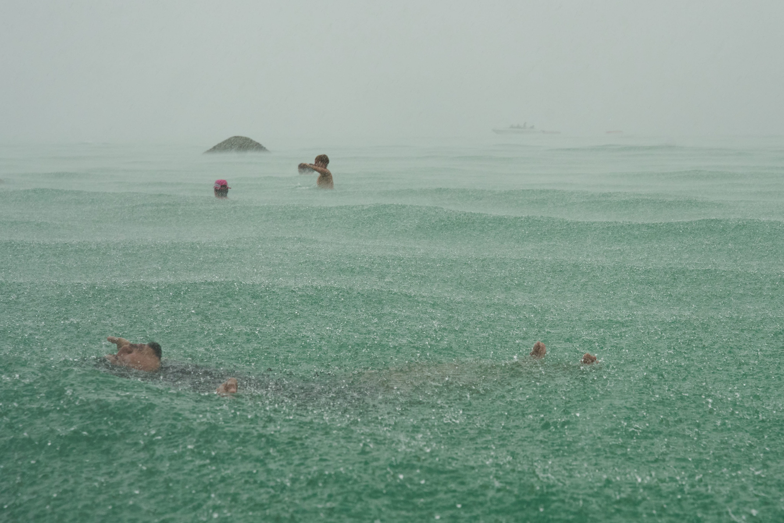A day at Beach. Reportage event photographer in Moscow Alexander Gladkiy