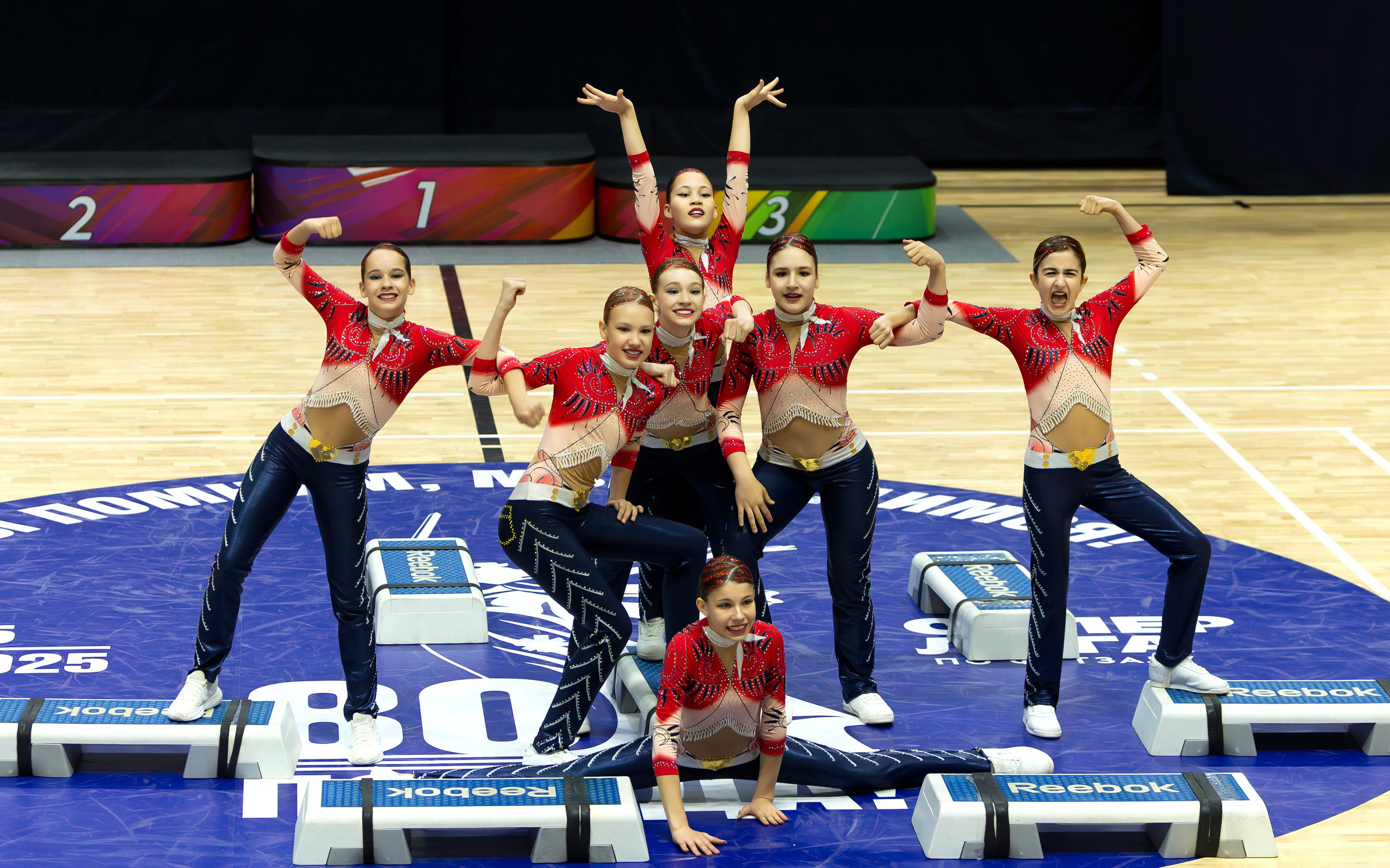 Фестиваль по фитнес-аэробике «Облачко» дисциплина «Степ-аэробика». Выпускные альбомы и школьный фотограф в Подольске, Троицке, Щербинке, Москве и Московской области