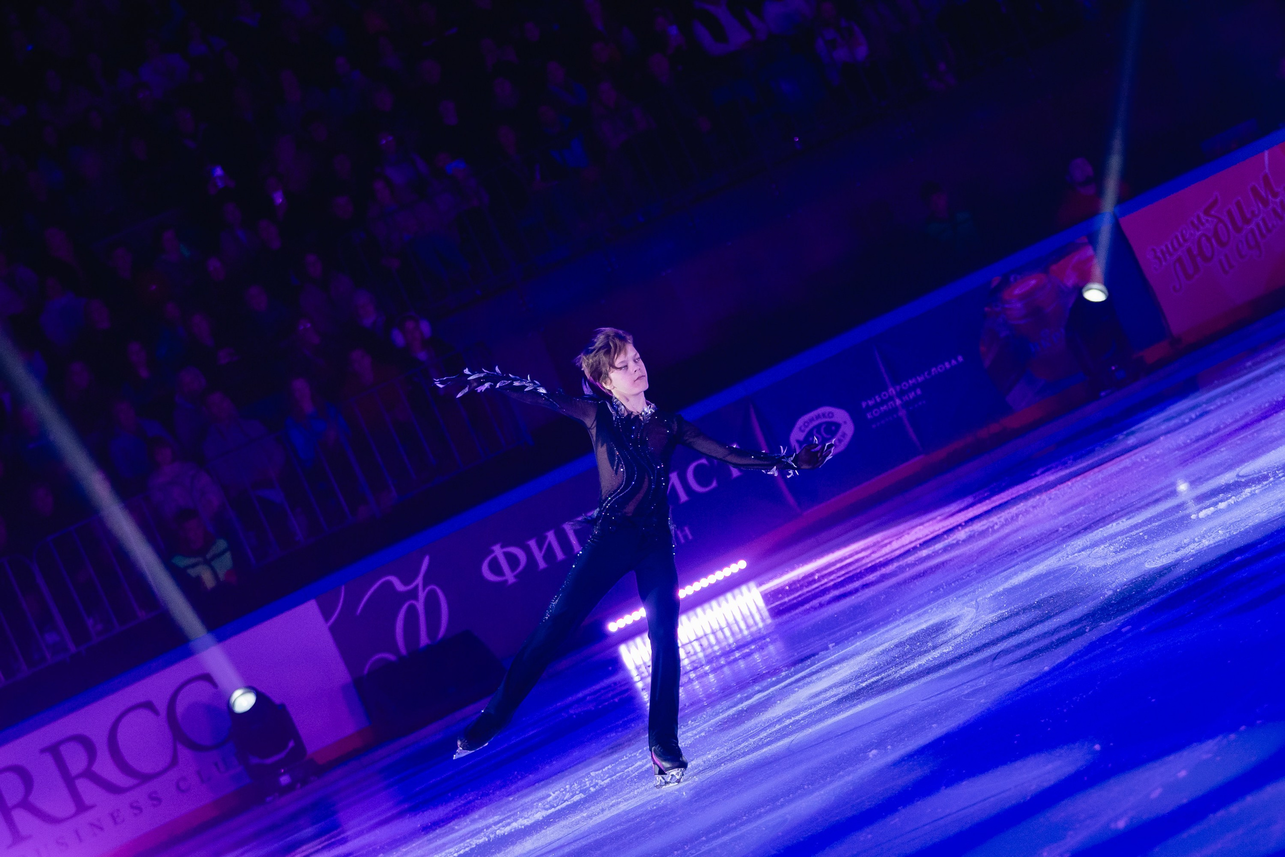 Шоу «Чемпионы на льду» в Новосибирске. Воробьева Ксения — Спортивный и танцевальный фотограф Новосибирск