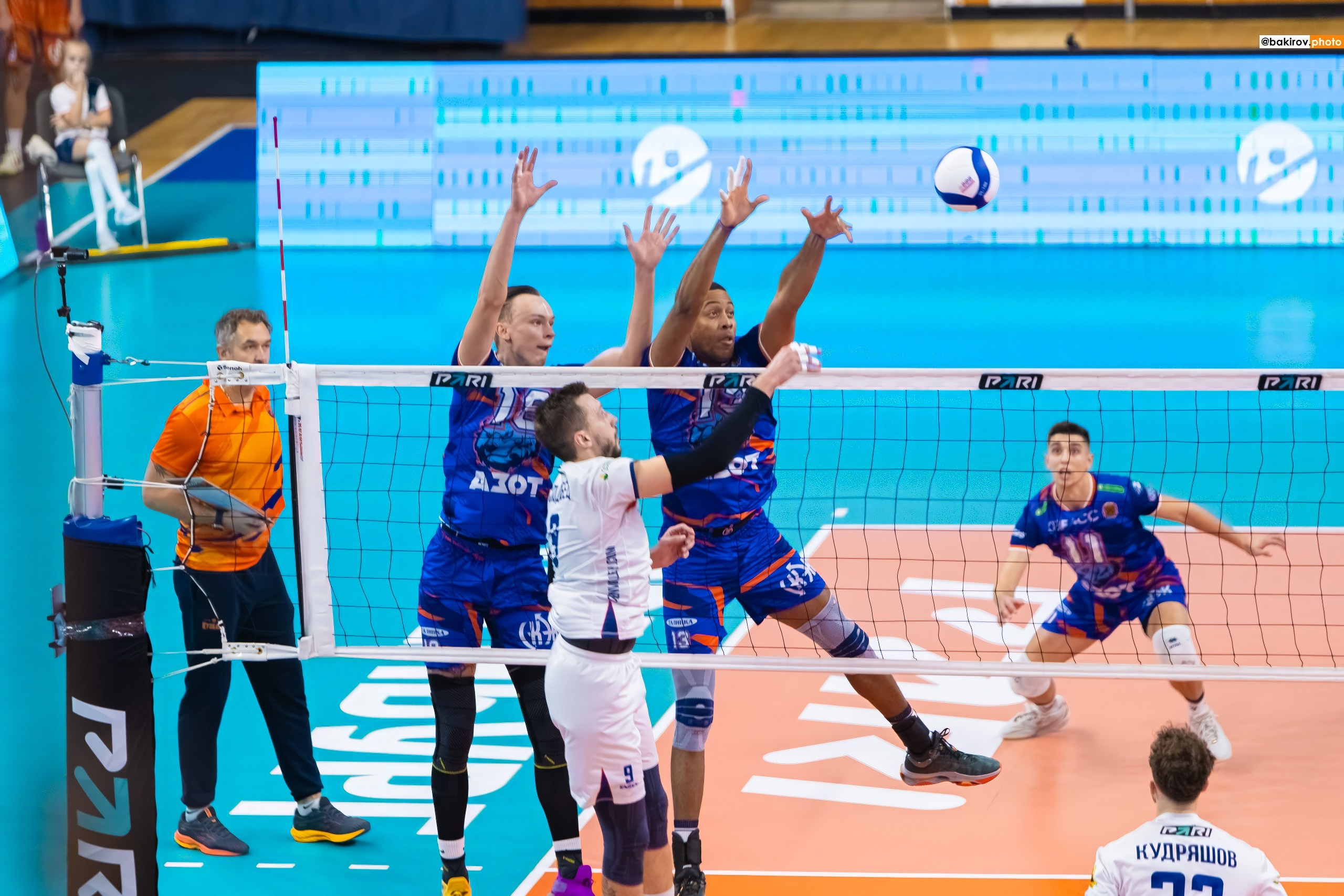 06.11 Волейбол. Нефтяник-Кузбасс. Команда специалистов в мире фотографии и видео. Детский фотограф, семейный фотограф