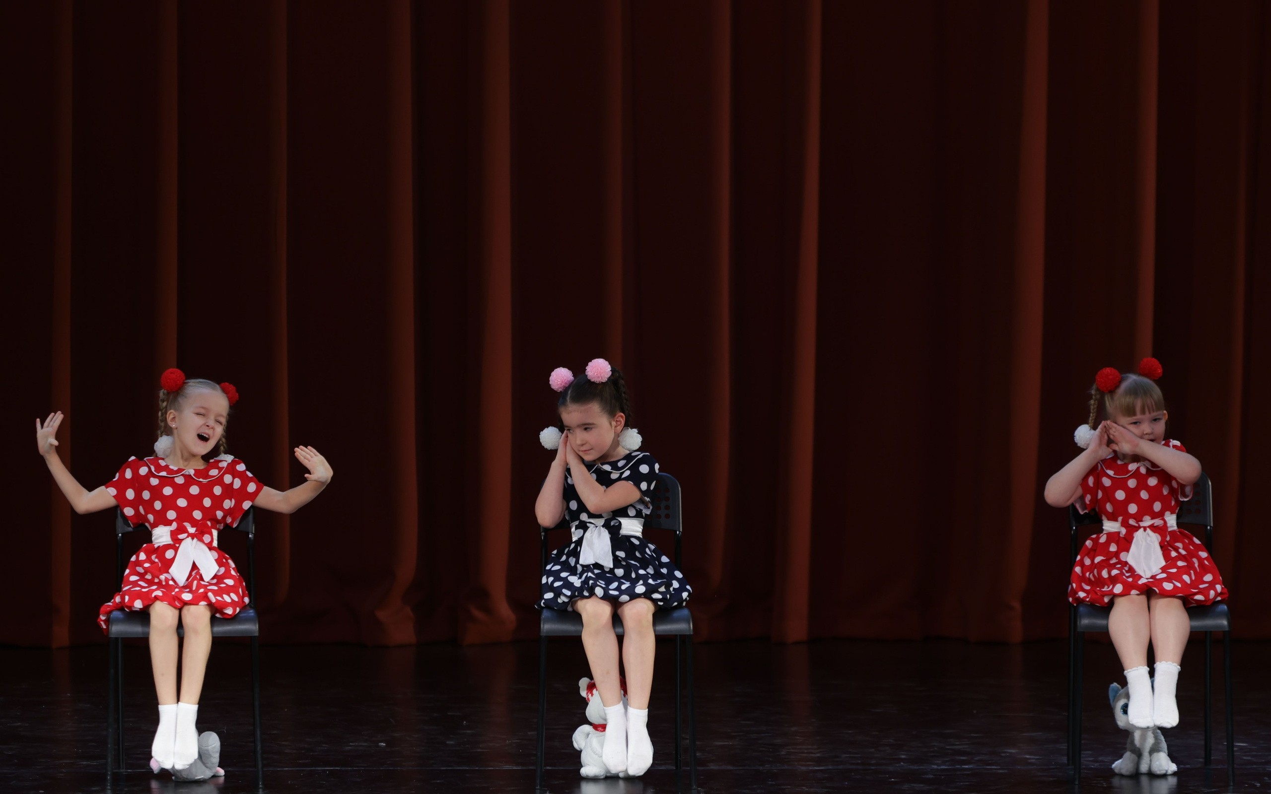 Фестиваль хореографического искусства «КУБОК ЛЕГЕНДЫ — 2025». Выпускные альбомы и школьный фотограф в Подольске, Троицке, Щербинке, Москве и Московской области