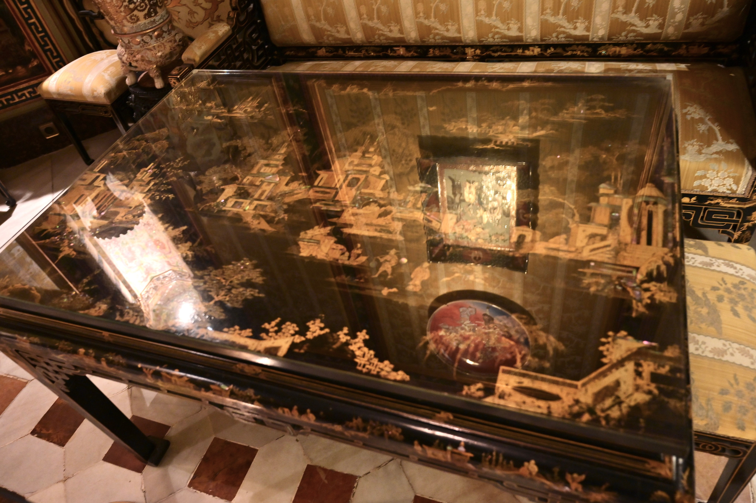 Музей фарфора/Дворец маркиза Дос Агуас (с патио и парадными залами). Гид и фотограф в Валенсии Новиков Михаил