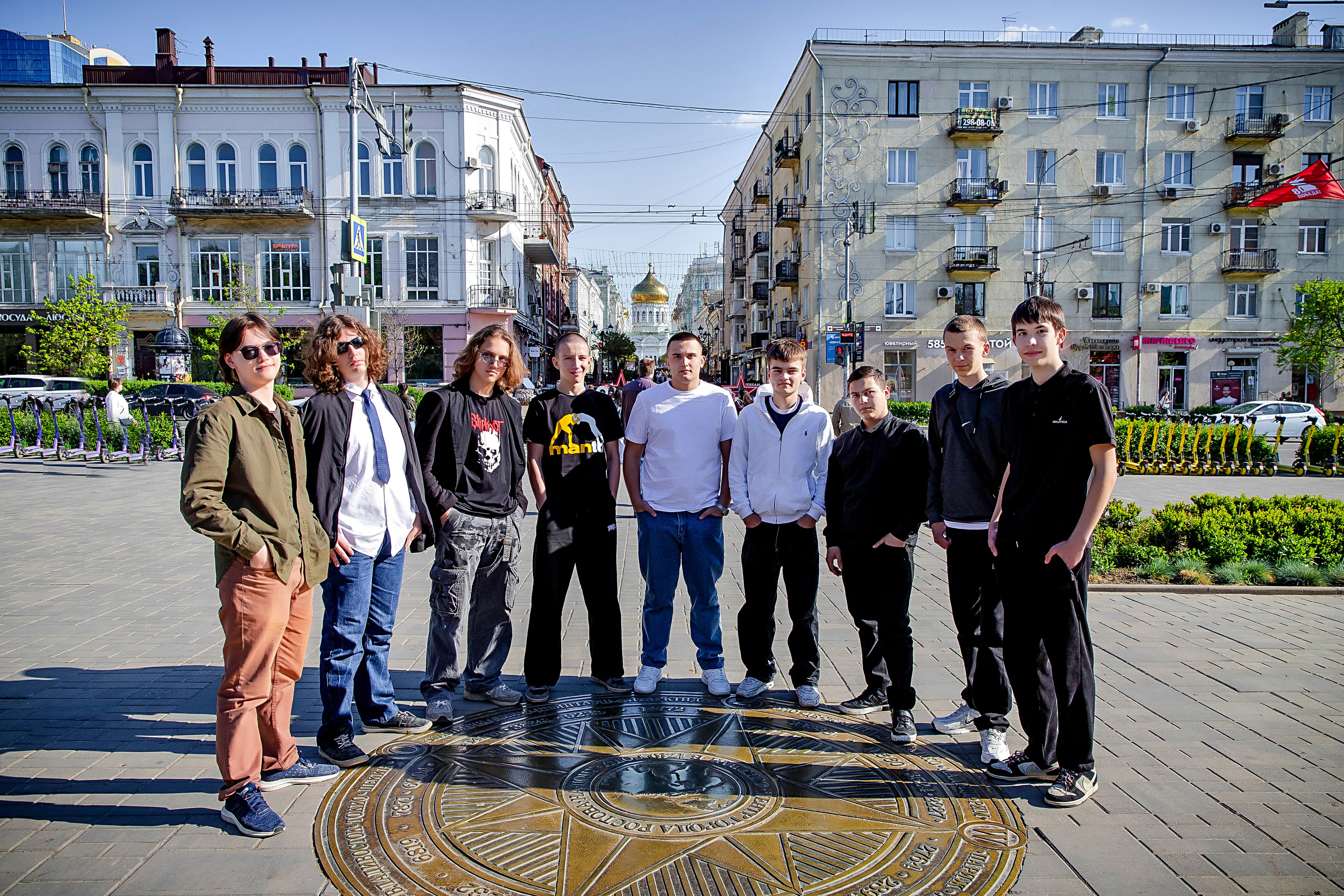 Выпускные (школьные) альбомы (книги) в Ростове-на-Дону. Современные Выпускные Альбомы в Ростове-на-Дону