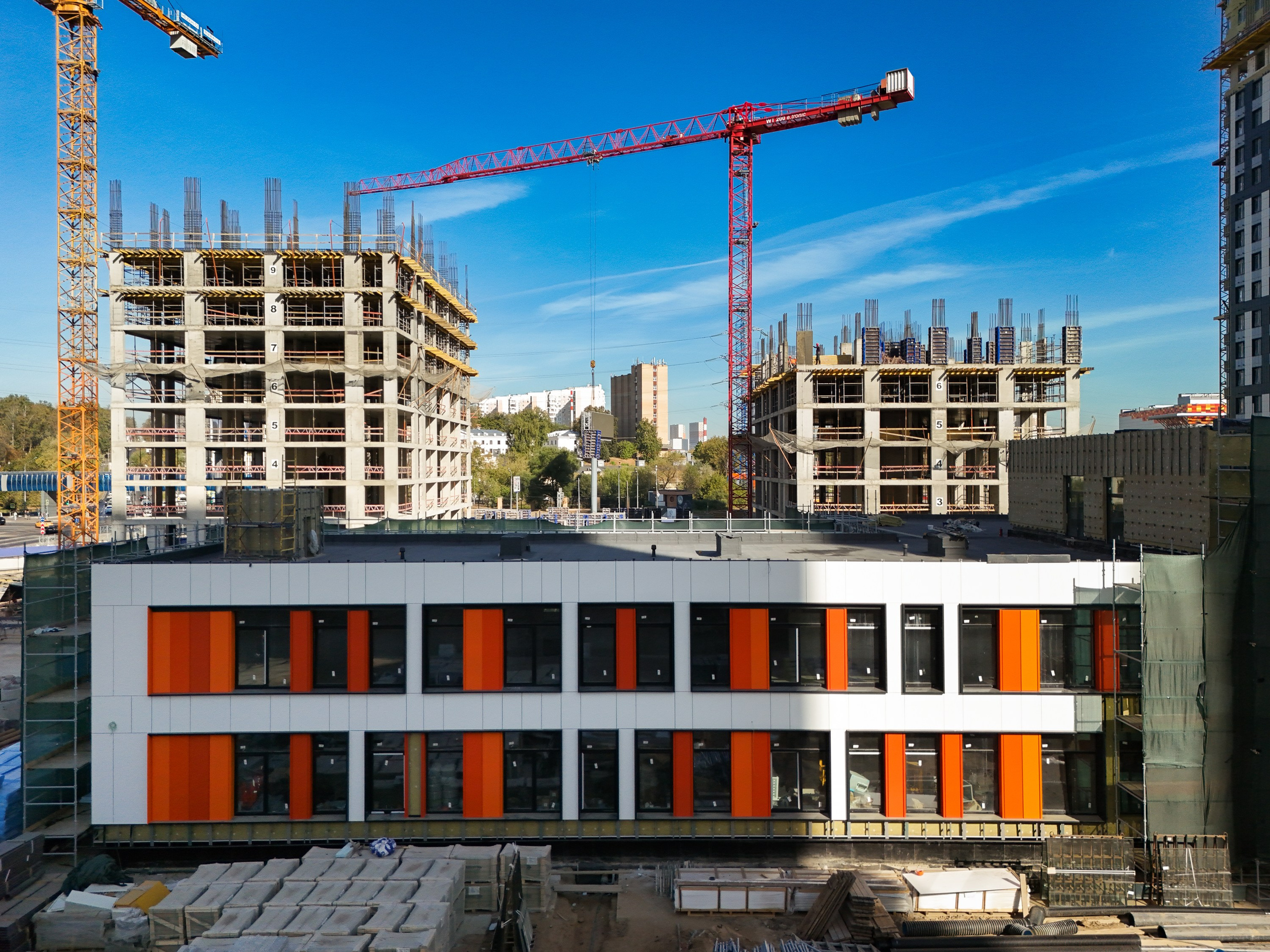 Архитектура и недвижимость. Ход строительства. Съемка с дрона. Профессиональное решение для частных лиц и бизнеса