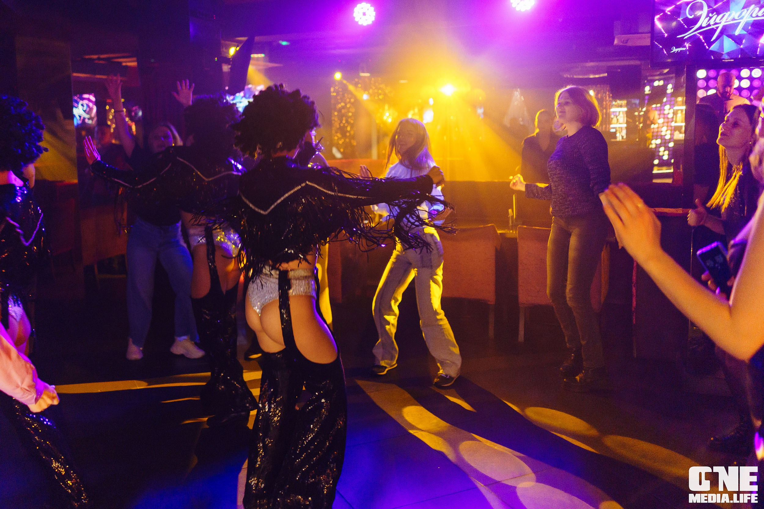 Фоторепортаж из караоке-клуба Эйфория. One Media Life: фоторепортажи, фотоотчеты с мероприятий и заведений