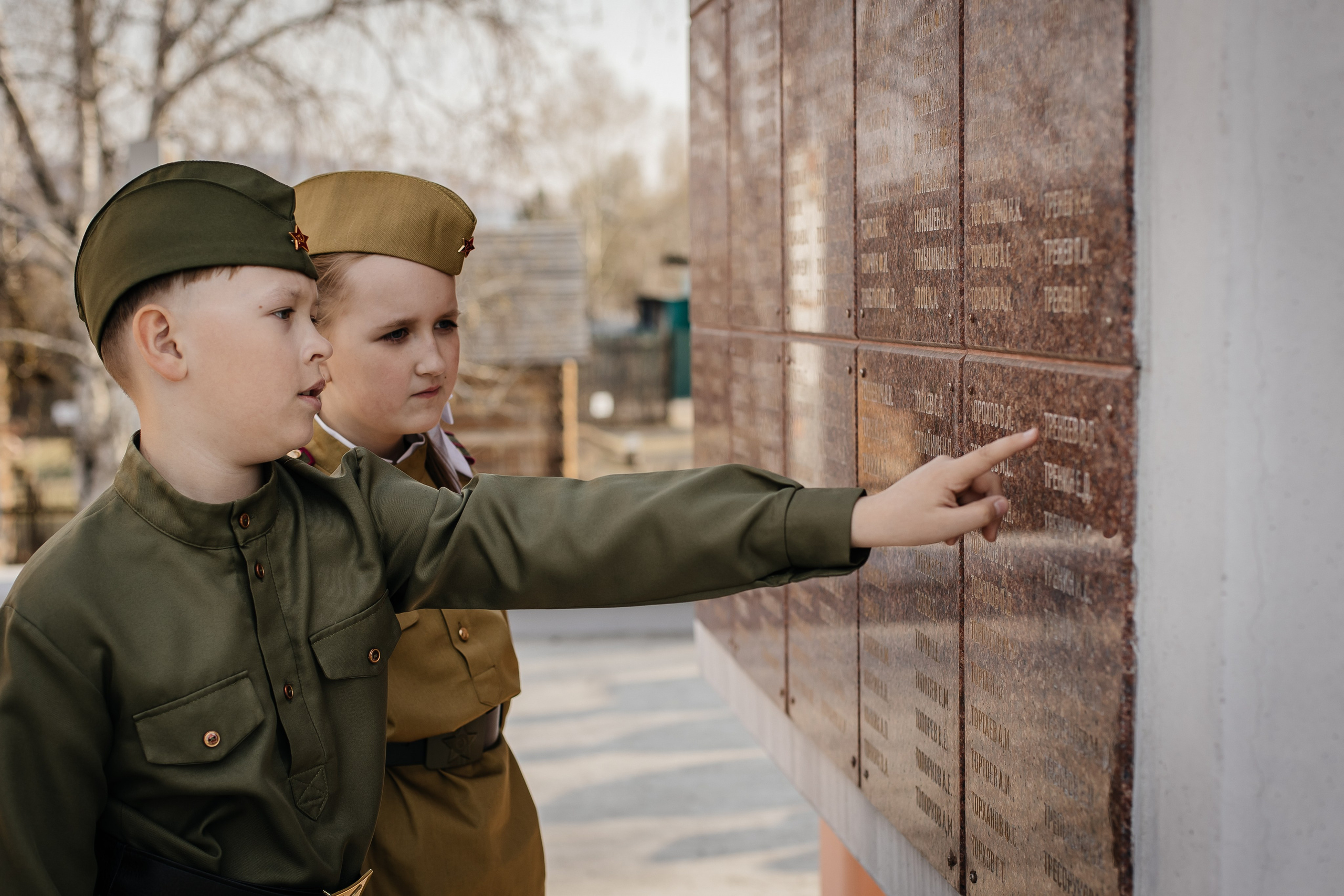 Мемориал «ПАРК ПОБЕДЫ». Фотограф Григорьева Ольга. Портретная, семейная съёмка, Love Stori, видеосъёмка в городе Чита. Выпускные альбомы, фотокниги