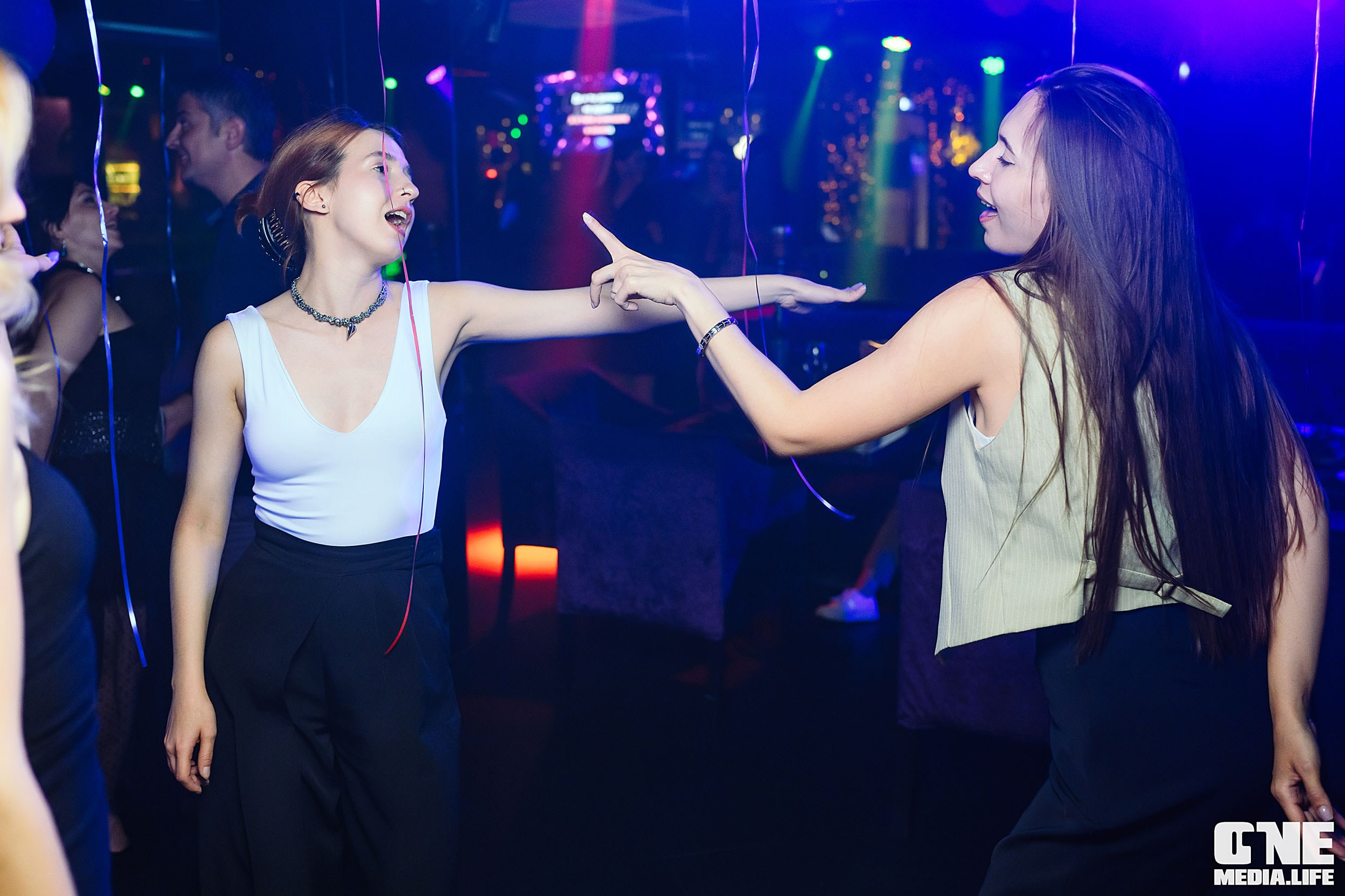 Фоторепортаж из караоке-клуба Эйфория. One Media Life: фоторепортажи, фотоотчеты с мероприятий и заведений