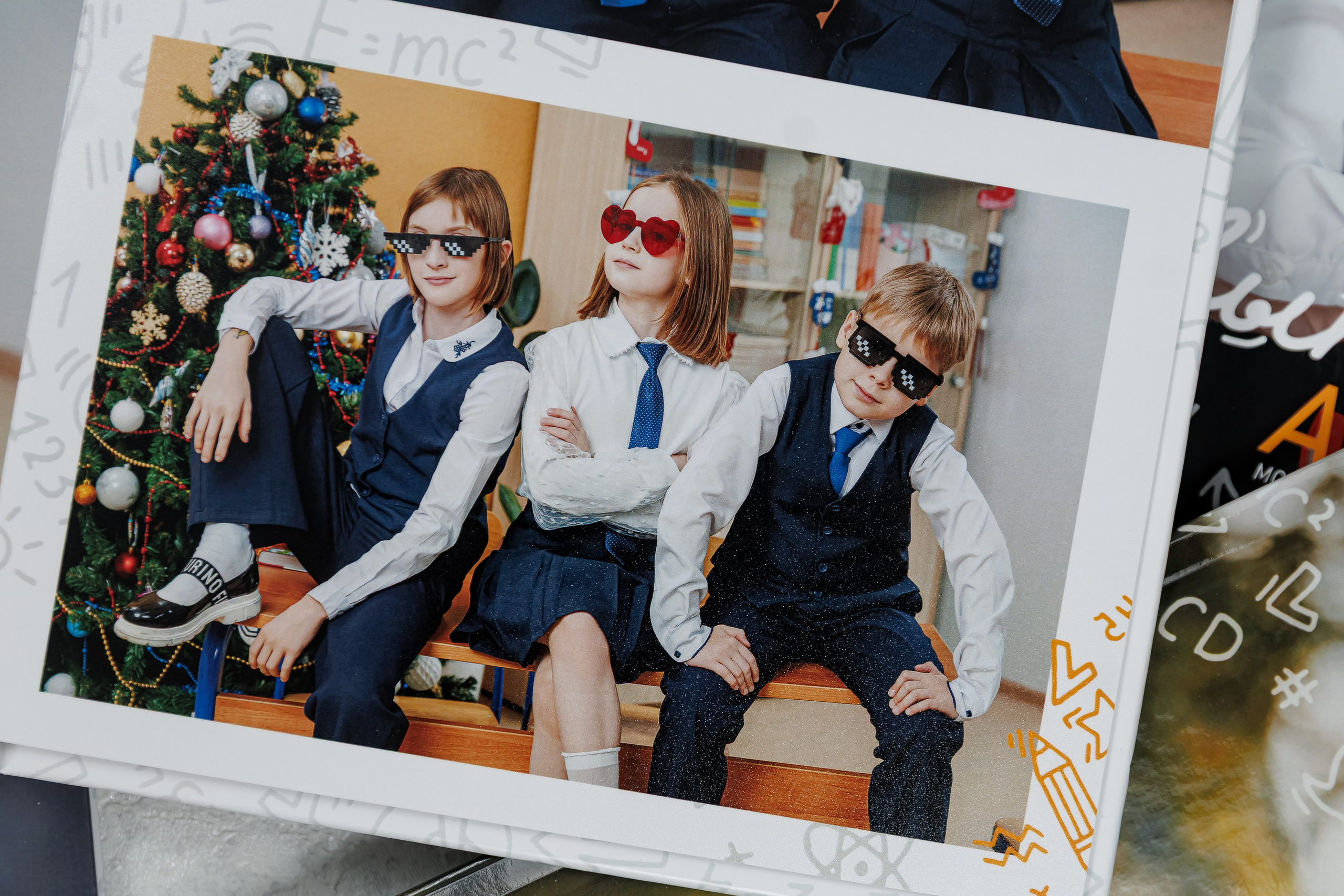 Выпускные альбомы 4 класс. Семейный и детский фотограф Комина Елена, Власиха, Одинцово