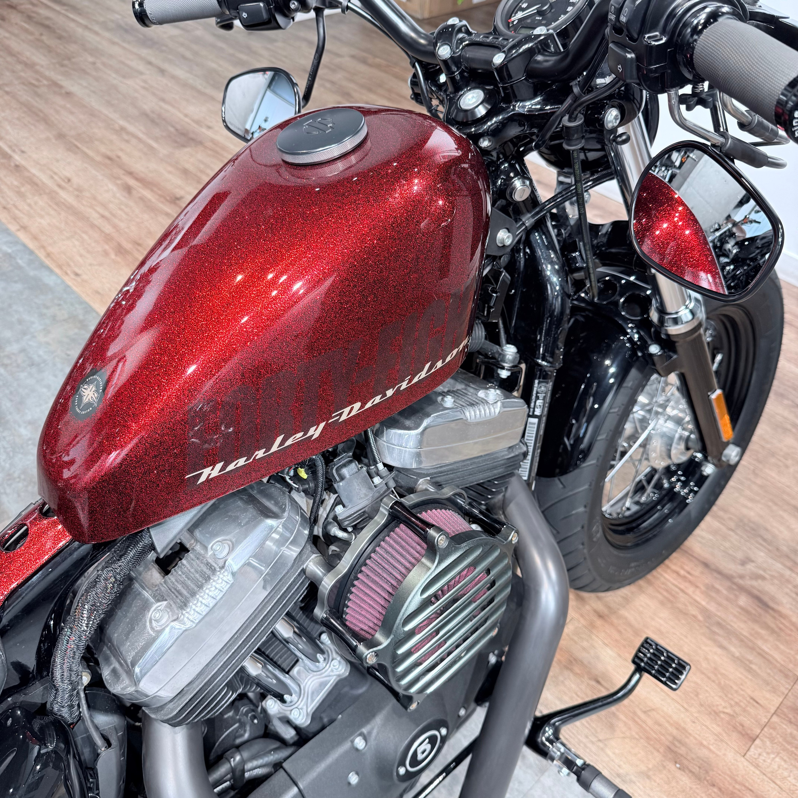 Купить Harley-Davidson 2015 Forty-Eight 1200 ABS (Softail/Dyna) — подробнее на сайте. Hello Davidson, Москва. Только хорошие мотоц