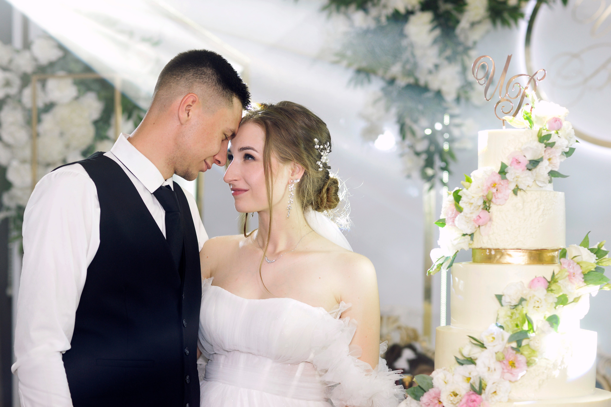 Съемка свадеб и торжеств в Приморско-Ахтарске. Фотограф в Приморско-Ахтарске — Свадьбы, Школы, Фотоальбомы