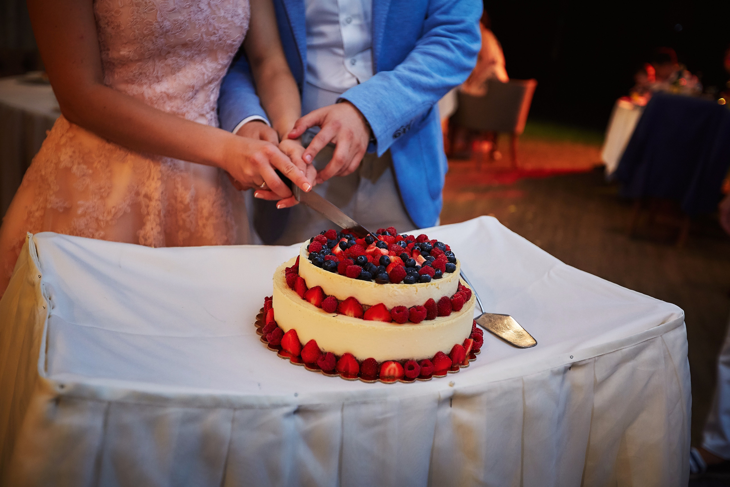 Софья и Михаил. Семейный портретный свадебный фотограф Дмитрий Тимченко. Студия / фото