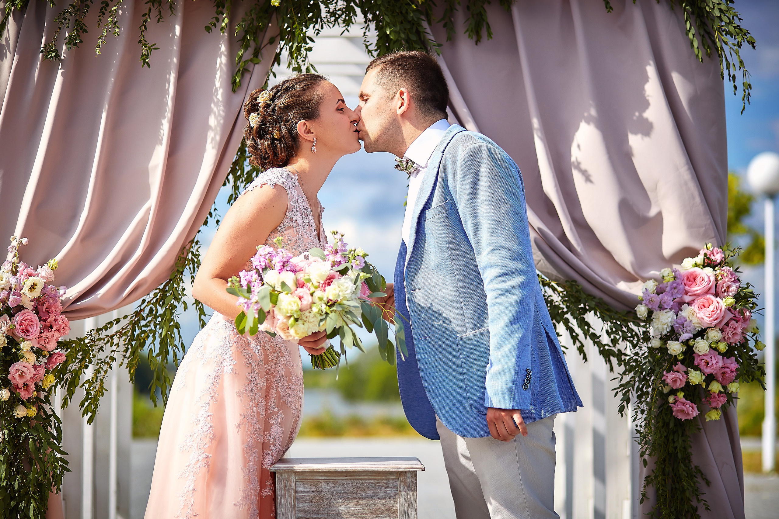 Софья и Михаил. Семейный портретный свадебный фотограф Дмитрий Тимченко. Студия / фото
