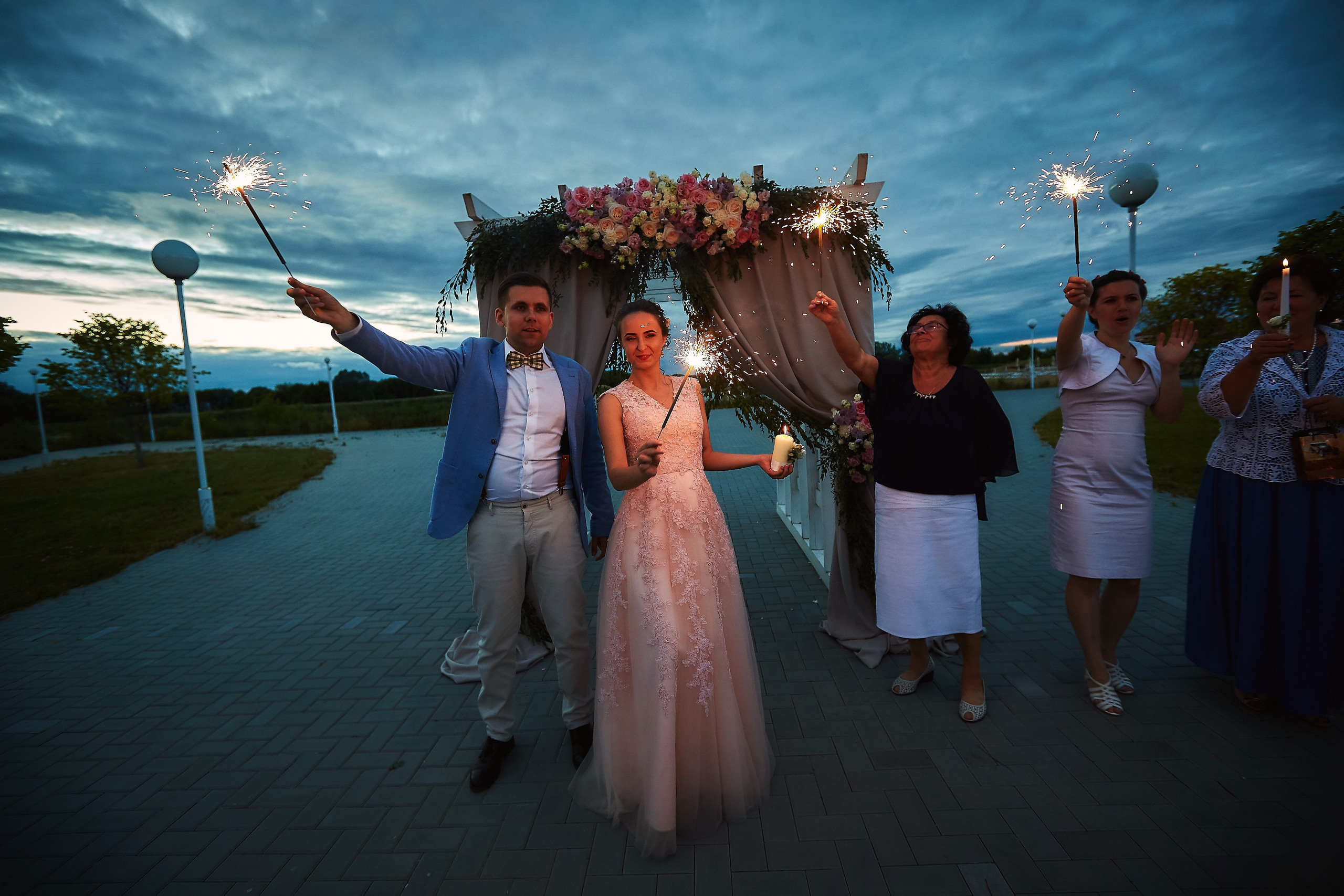 Софья и Михаил. Семейный портретный свадебный фотограф Дмитрий Тимченко. Студия / фото